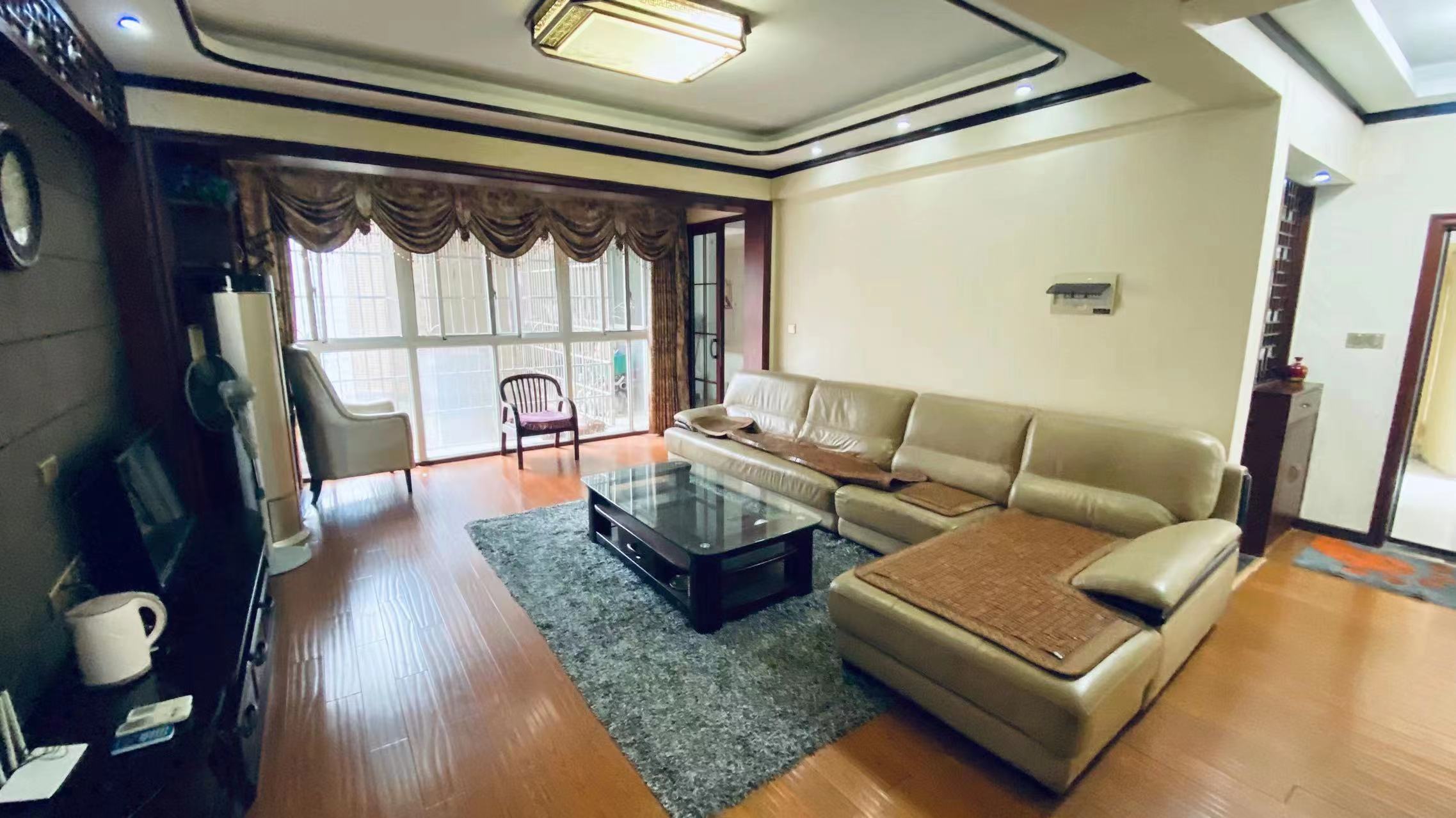 城市山水豪园（山水城市风景）  3室2厅1卫   3000.00元/月室内图