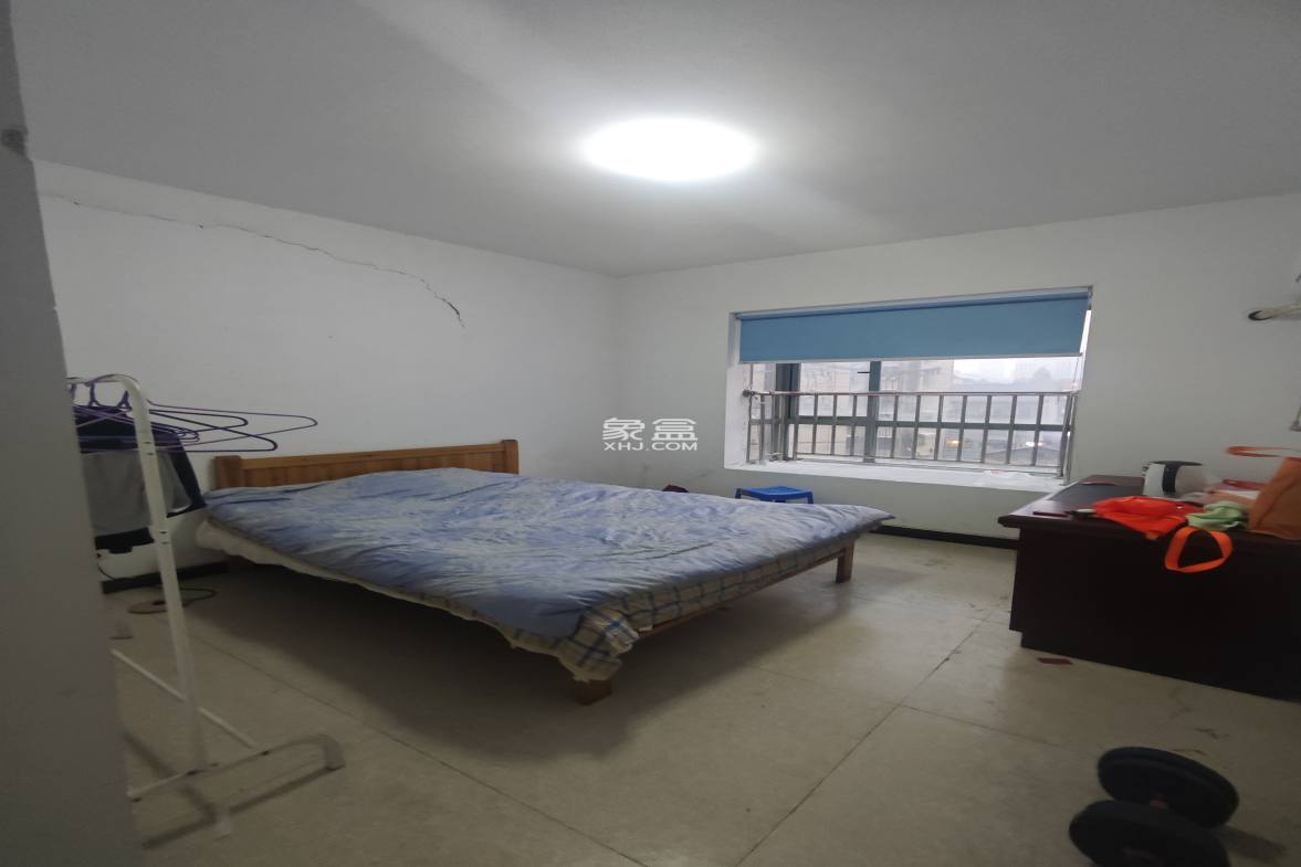 东宸19公馆  3室2厅2卫    3500.0元/月 东宸19公馆  3室2厅2卫    3500.0元/月室内图