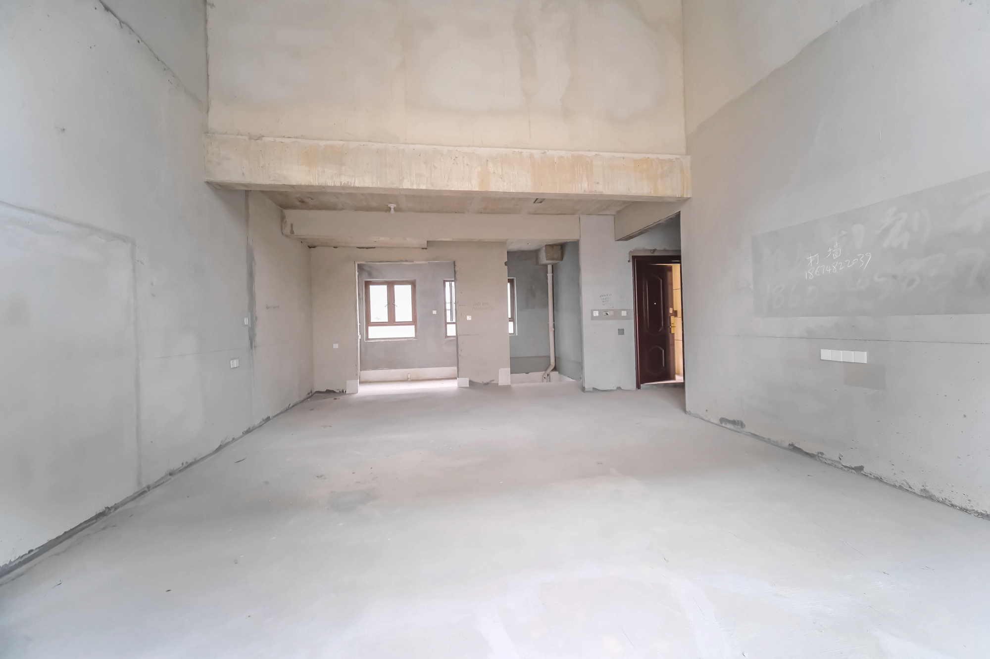 碧桂园翘楚棠 3室2厅1卫 349.5万 碧桂园翘楚棠 3室2厅1卫 349.5万客厅