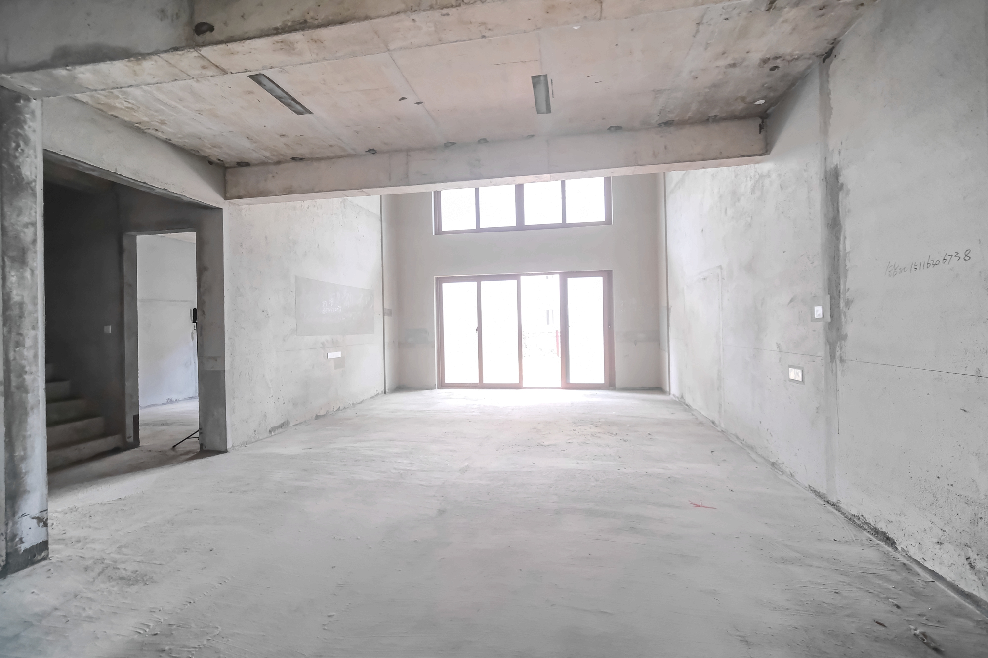 碧桂园翘楚棠 3室2厅1卫 349.5万 碧桂园翘楚棠 3室2厅1卫 349.5万客厅