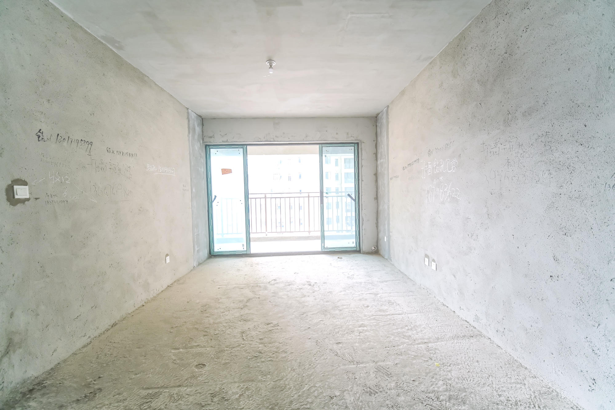 星雅美辰 3室2厅1卫 94.8万 星雅美辰 3室2厅1卫 94.8万客厅