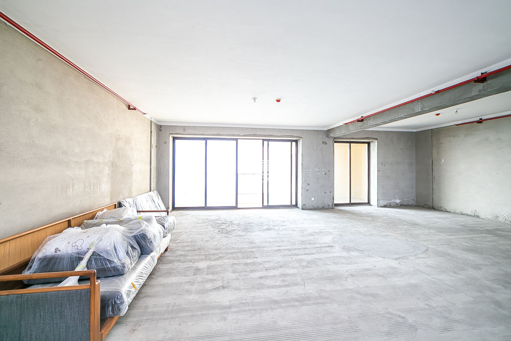 中建江山壹号  4室2厅3卫   638.00万