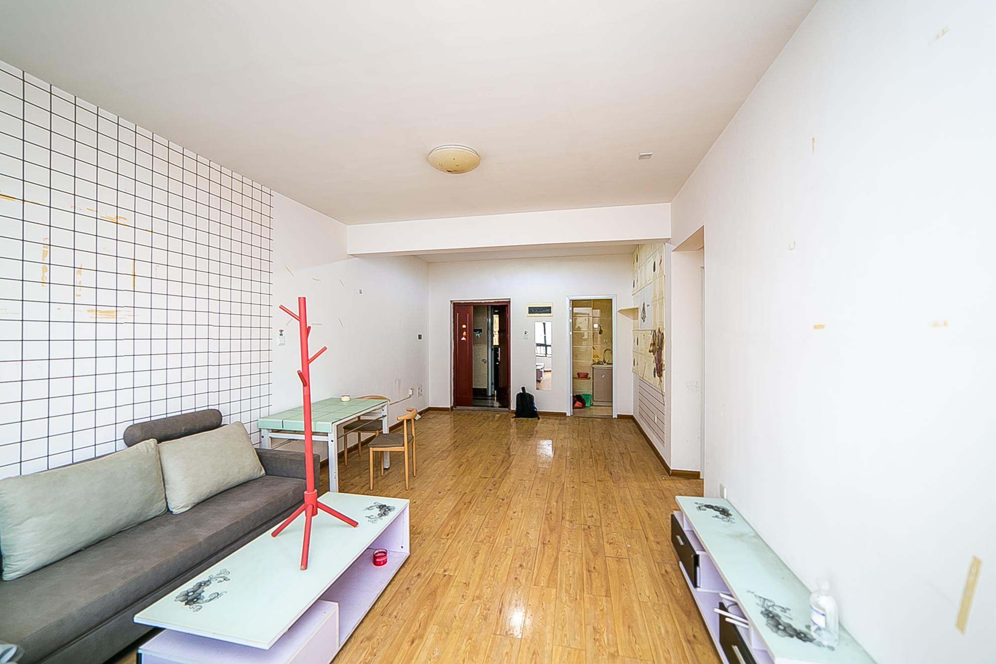 长盛岚庭  2室1厅1卫   78.00万 长盛岚庭  2室1厅1卫   78.00万客厅