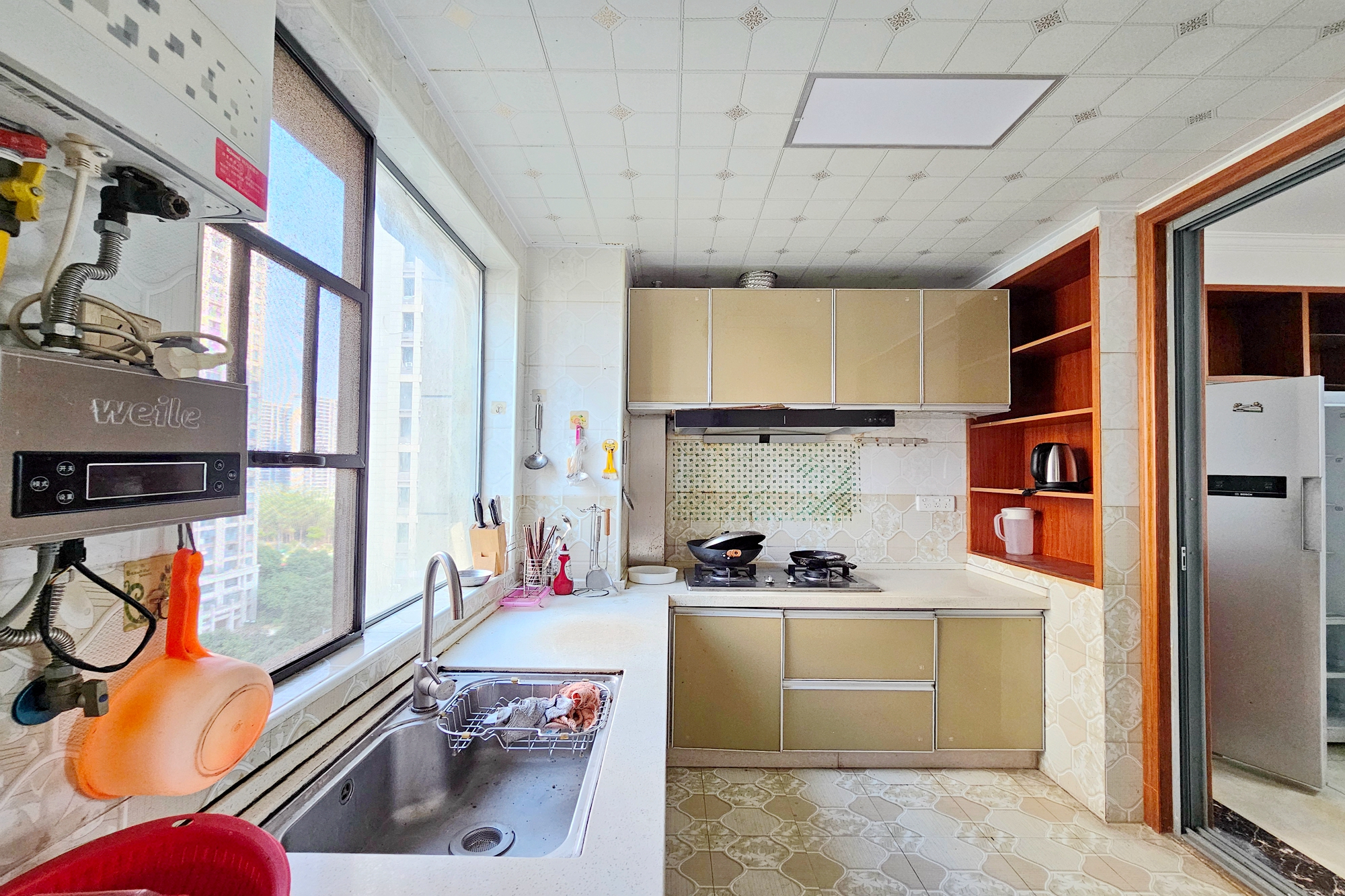 嘉宇盛世华章 4室2厅2卫 118.0万 嘉宇盛世华章 4室2厅2卫 118.0万厨房