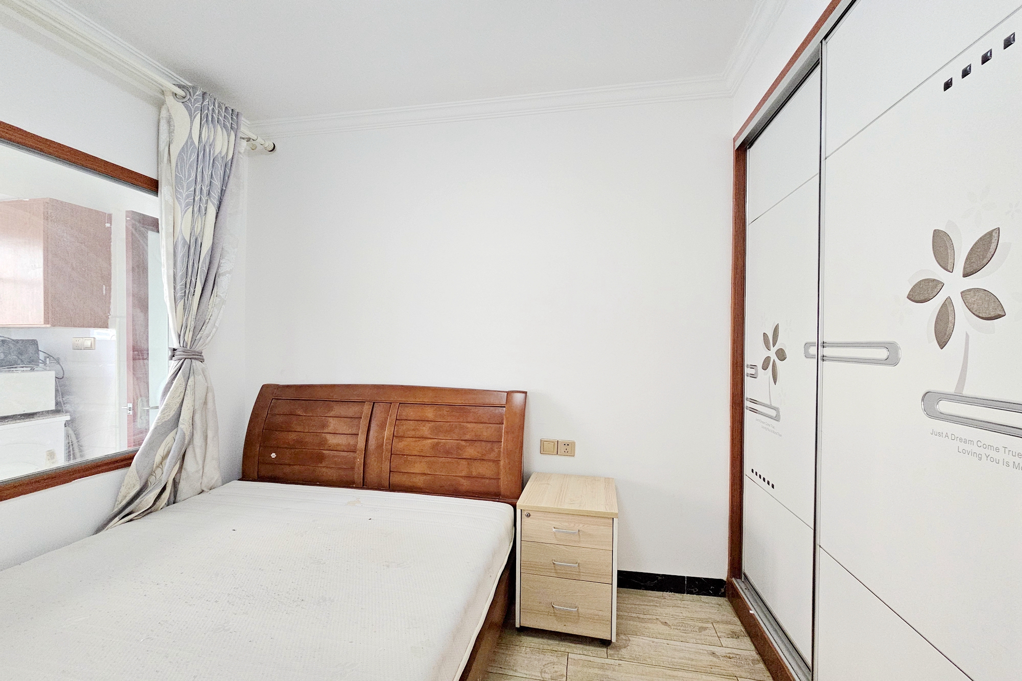 嘉宇盛世华章 4室2厅2卫 118.0万 嘉宇盛世华章 4室2厅2卫 118.0万卧室