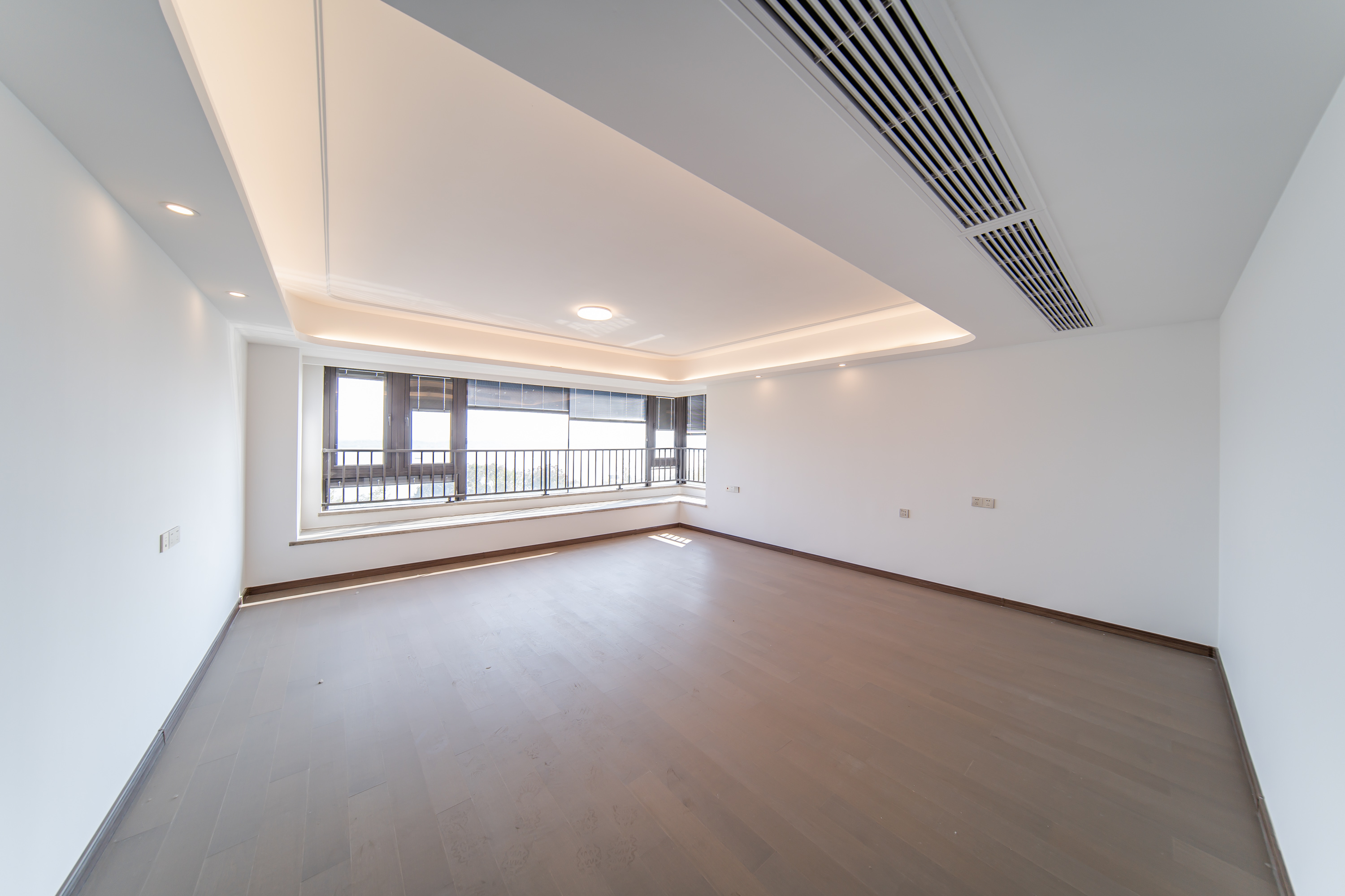 建发电建江山悦  4室2厅3卫   500.00万卧室