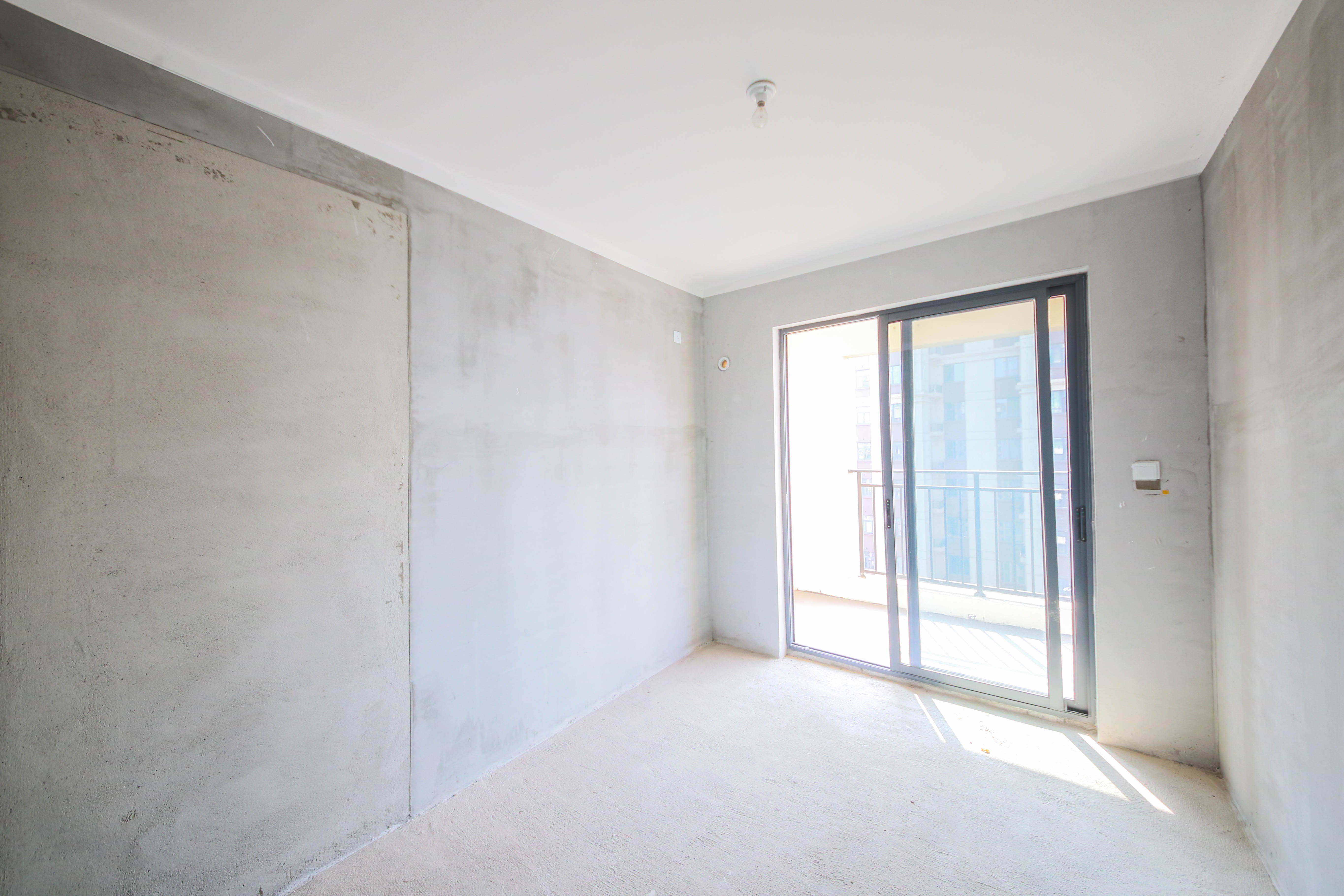 中建钰和城  3室2厅2卫    130.0万 中建钰和城  3室2厅2卫    130.0万卧室