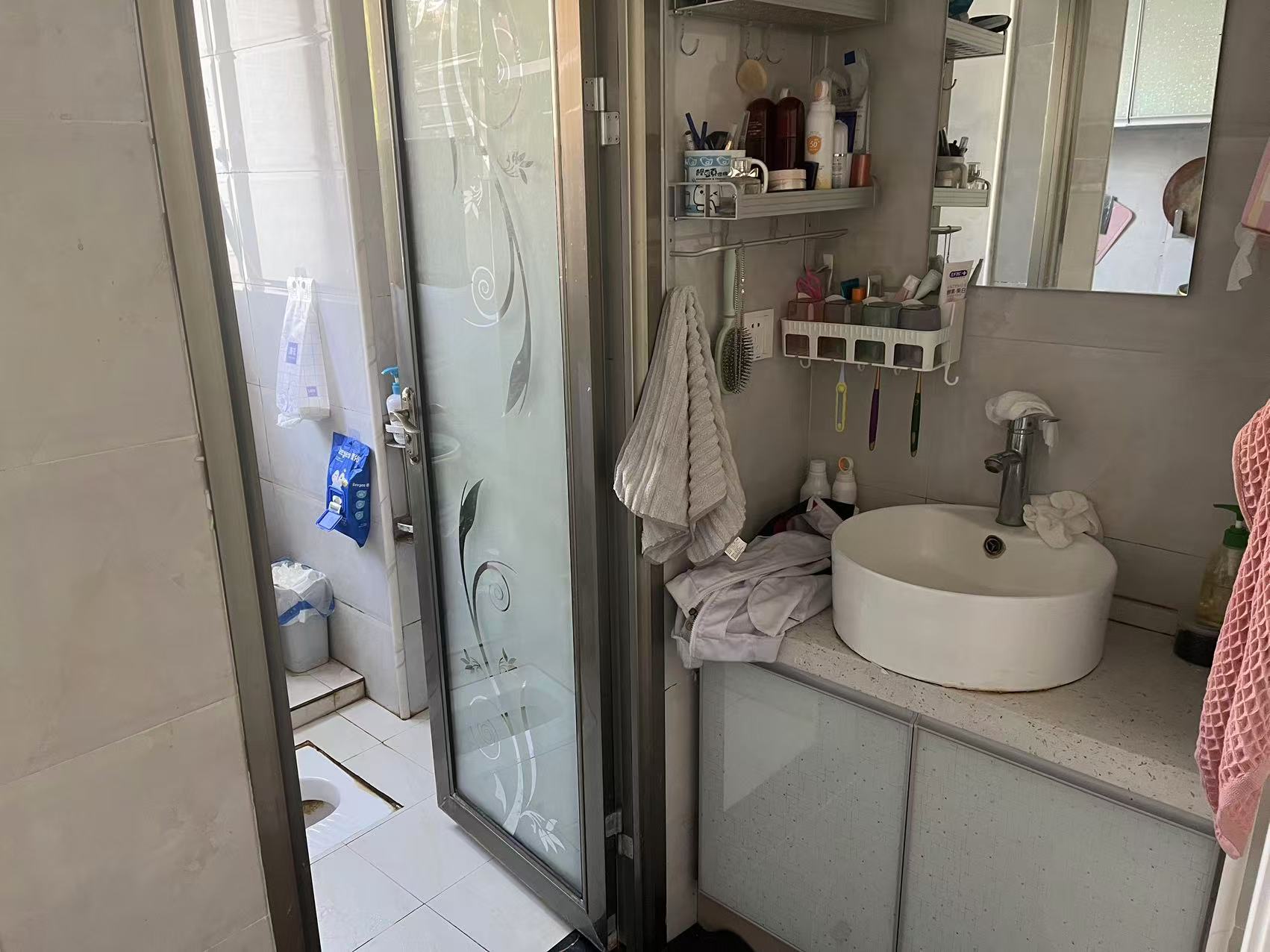 三湘小区 2室2厅1卫 1200.0元/月 三湘小区 2室2厅1卫 1200.0元/月室内图