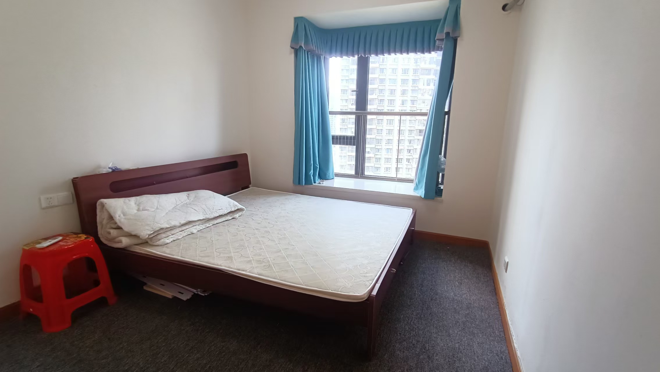 恒大林溪郡 4室2厅2卫 2450.0元/月 恒大林溪郡 4室2厅2卫 2450.0元/月室内图