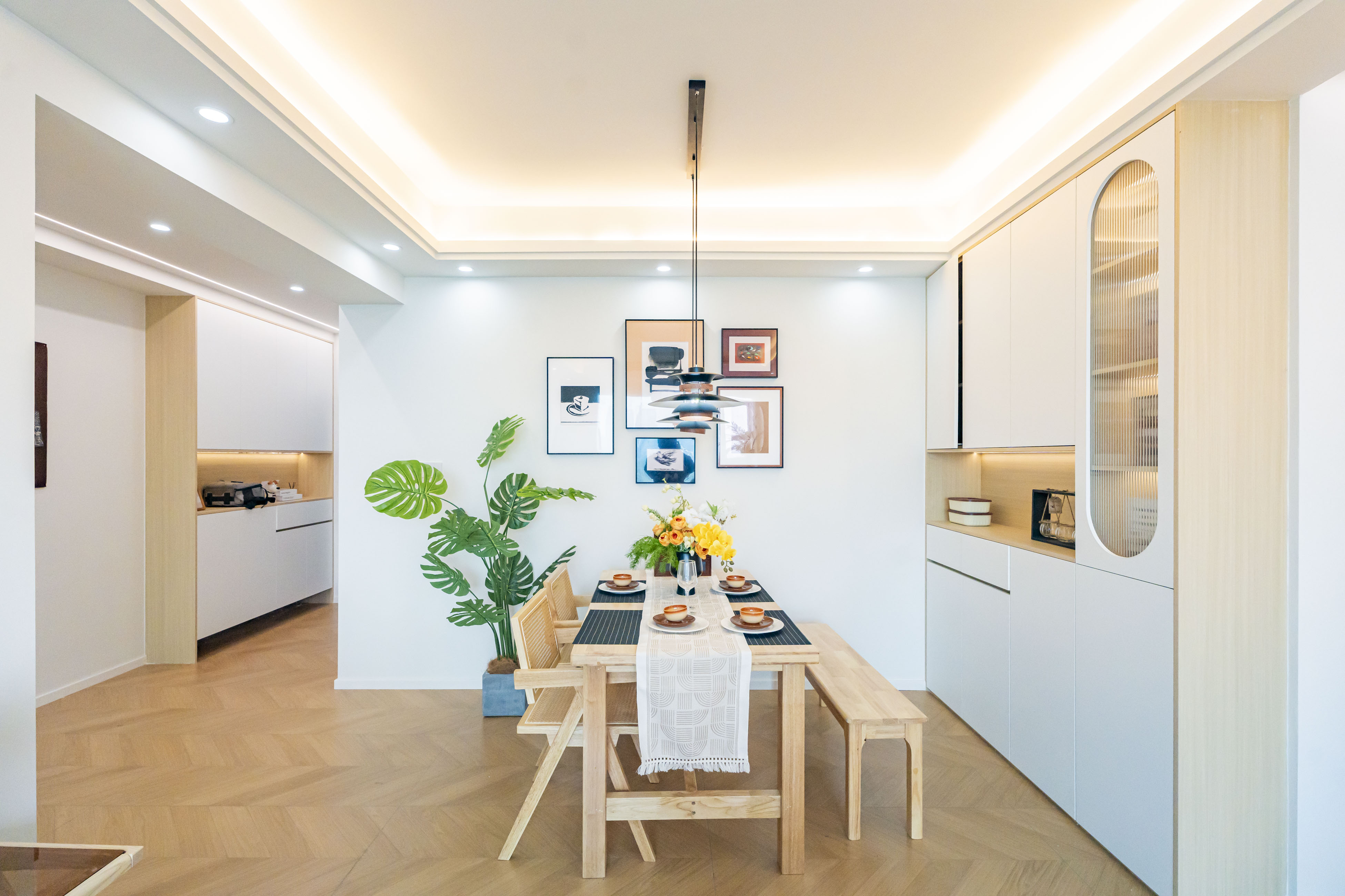 欧陆经典  2室1厅1卫    109.8万客厅