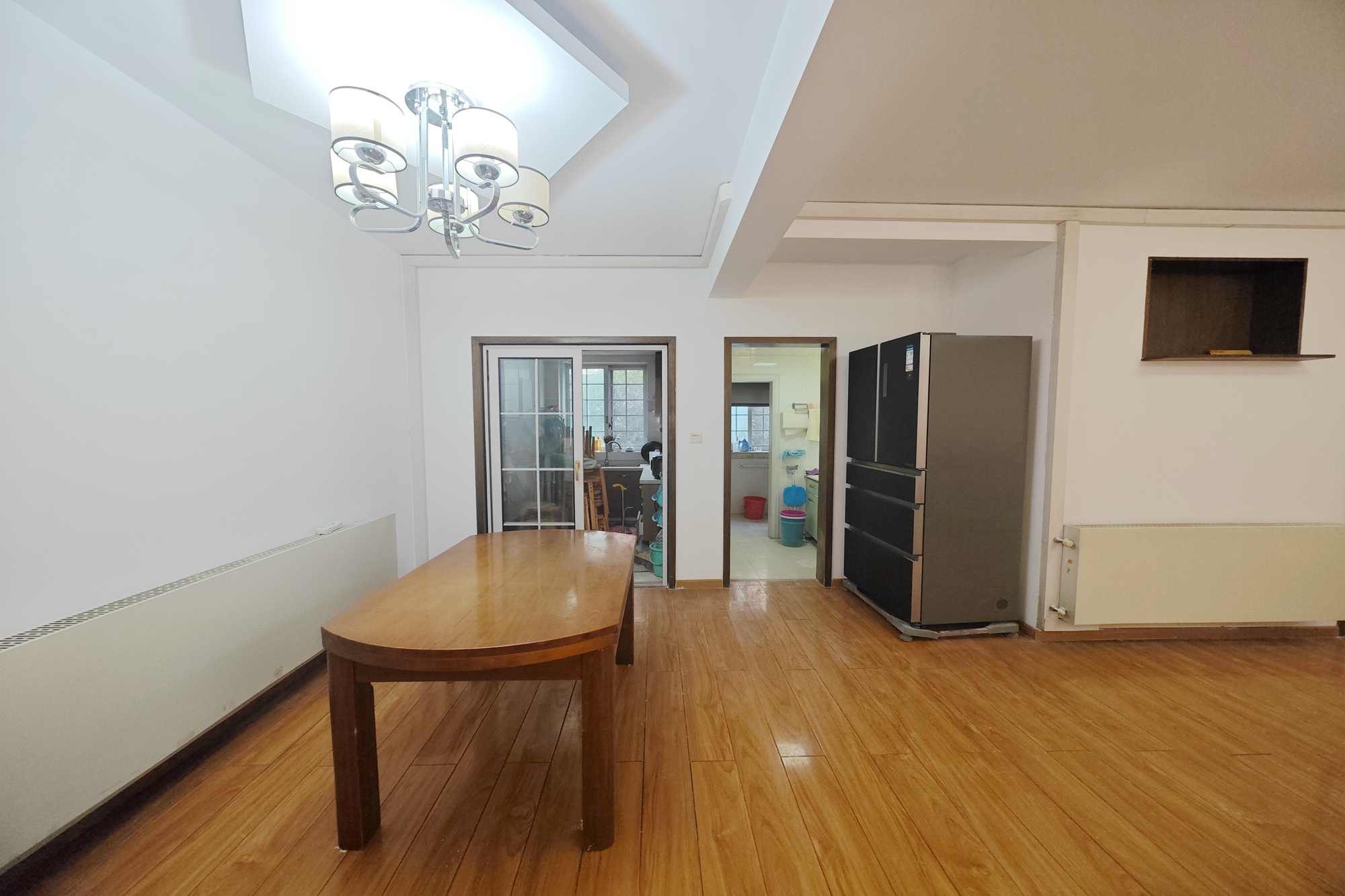 美林景园  3室2厅2卫    105.0万客厅