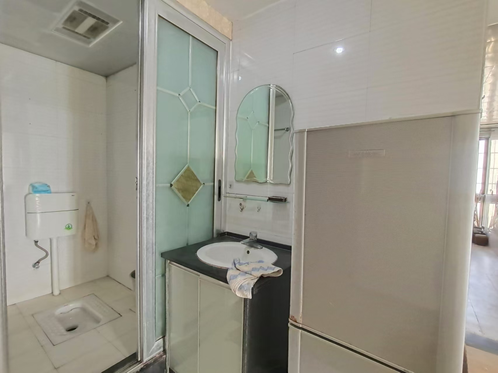 资江明珠 2室2厅1卫 1500.0元/月 资江明珠 2室2厅1卫 1500.0元/月室内图