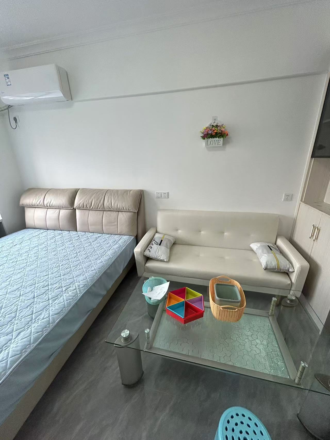 云顶上品 1室1厅1卫 1300.0元/月 云顶上品 1室1厅1卫 1300.0元/月室内图