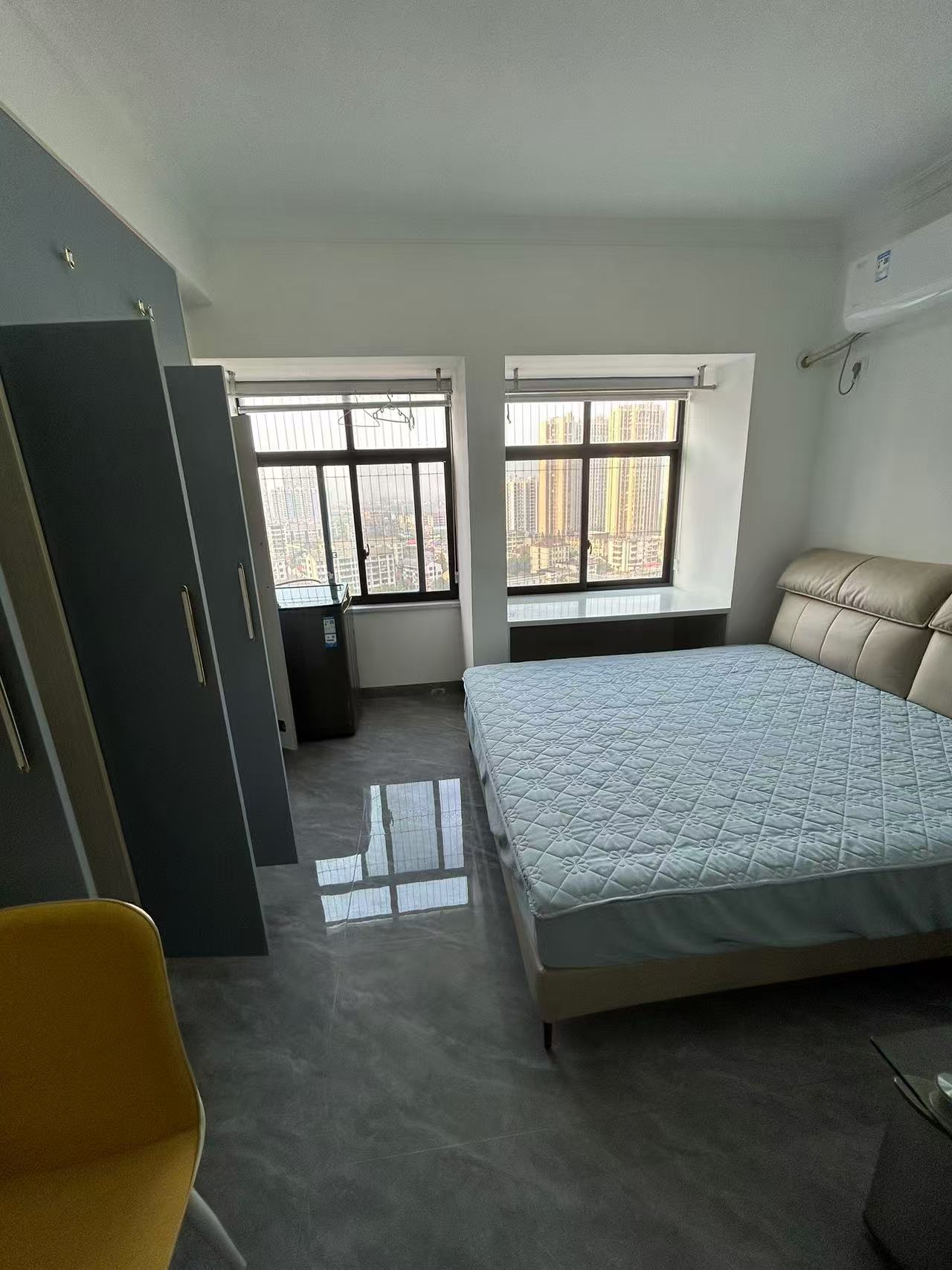 云顶上品 1室1厅1卫 1300.0元/月 云顶上品 1室1厅1卫 1300.0元/月室内图