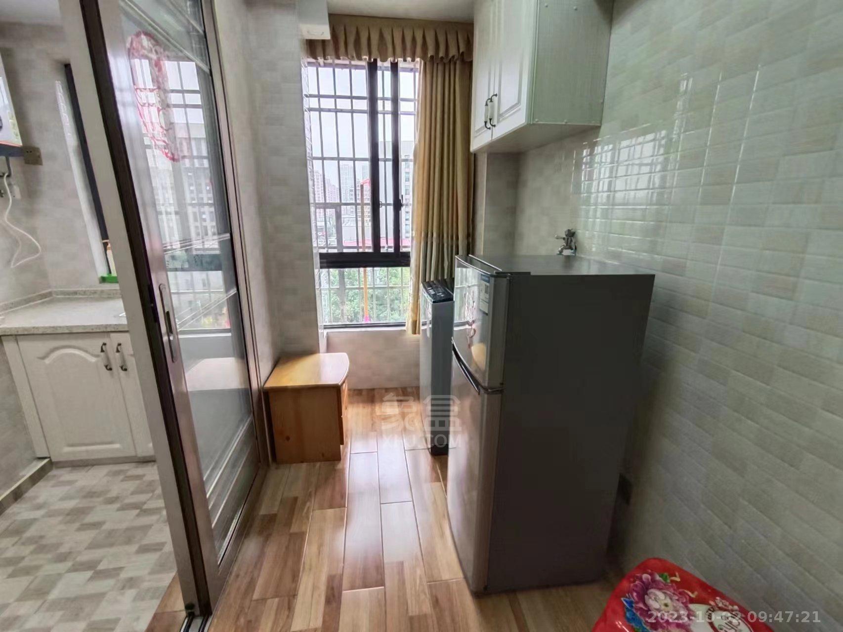 中建御山和苑  1室1厅1卫   1200.00元/月室内图