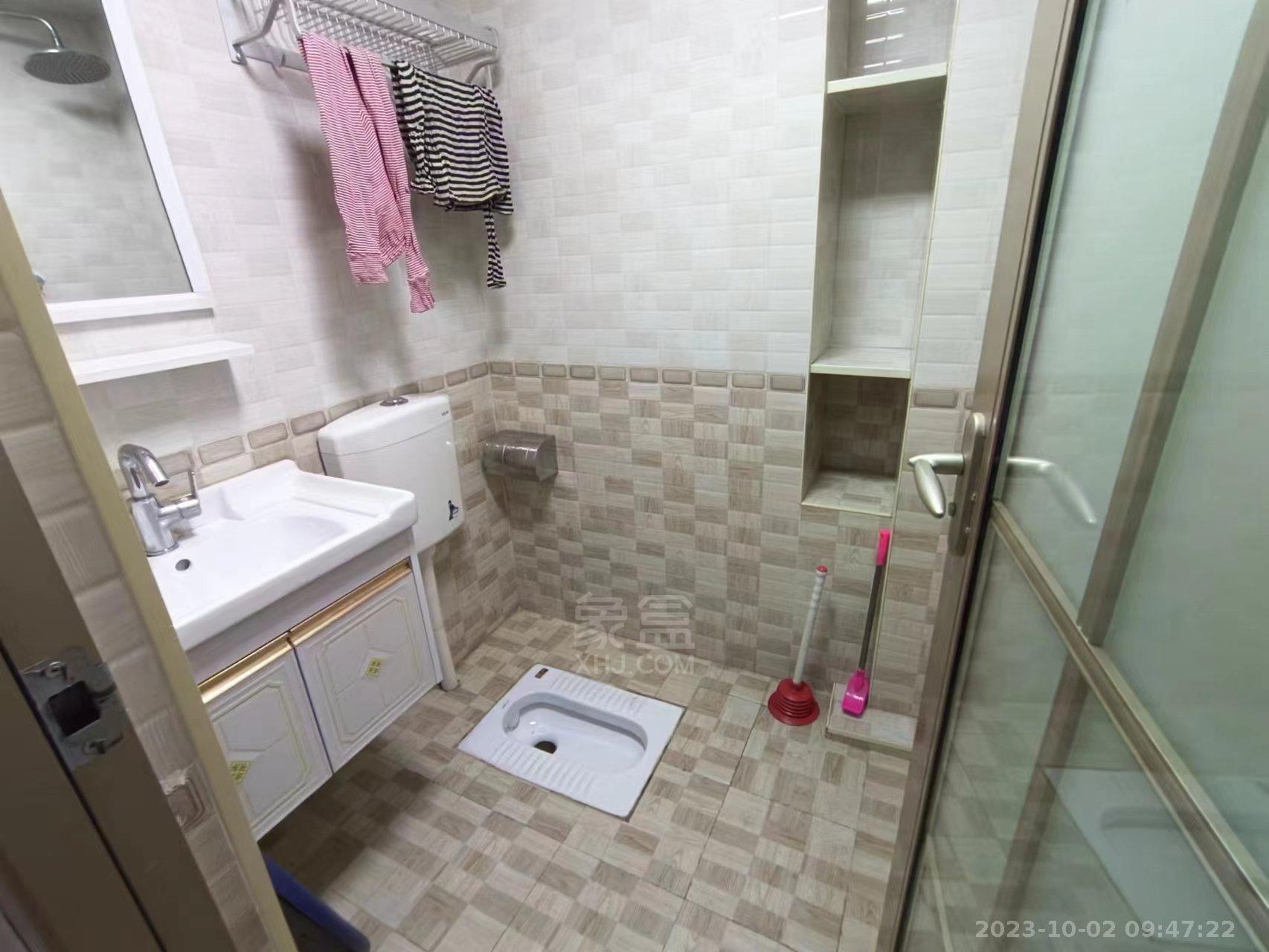 中建御山和苑  1室1厅1卫   1200.00元/月室内图