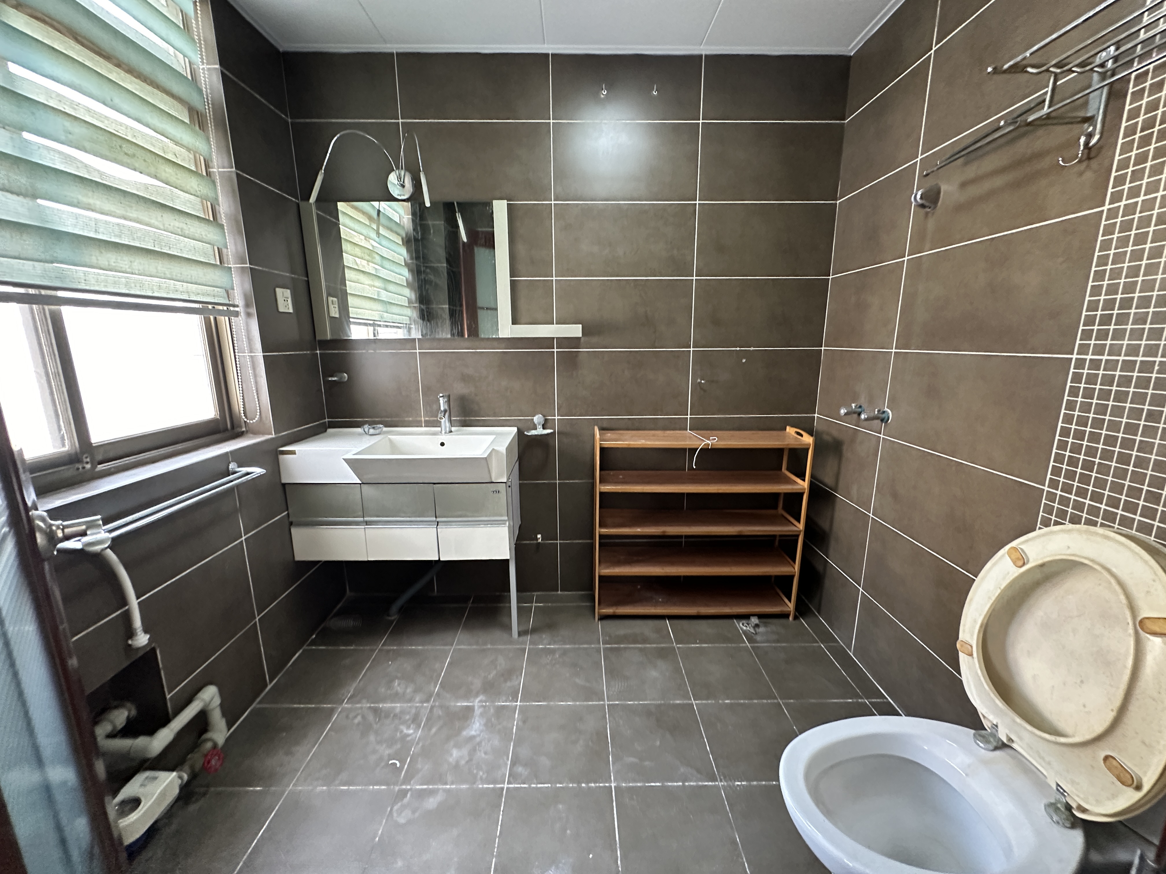 阳明山庄 4室2厅2卫 3000.0元/月 阳明山庄 4室2厅2卫 3000.0元/月室内图