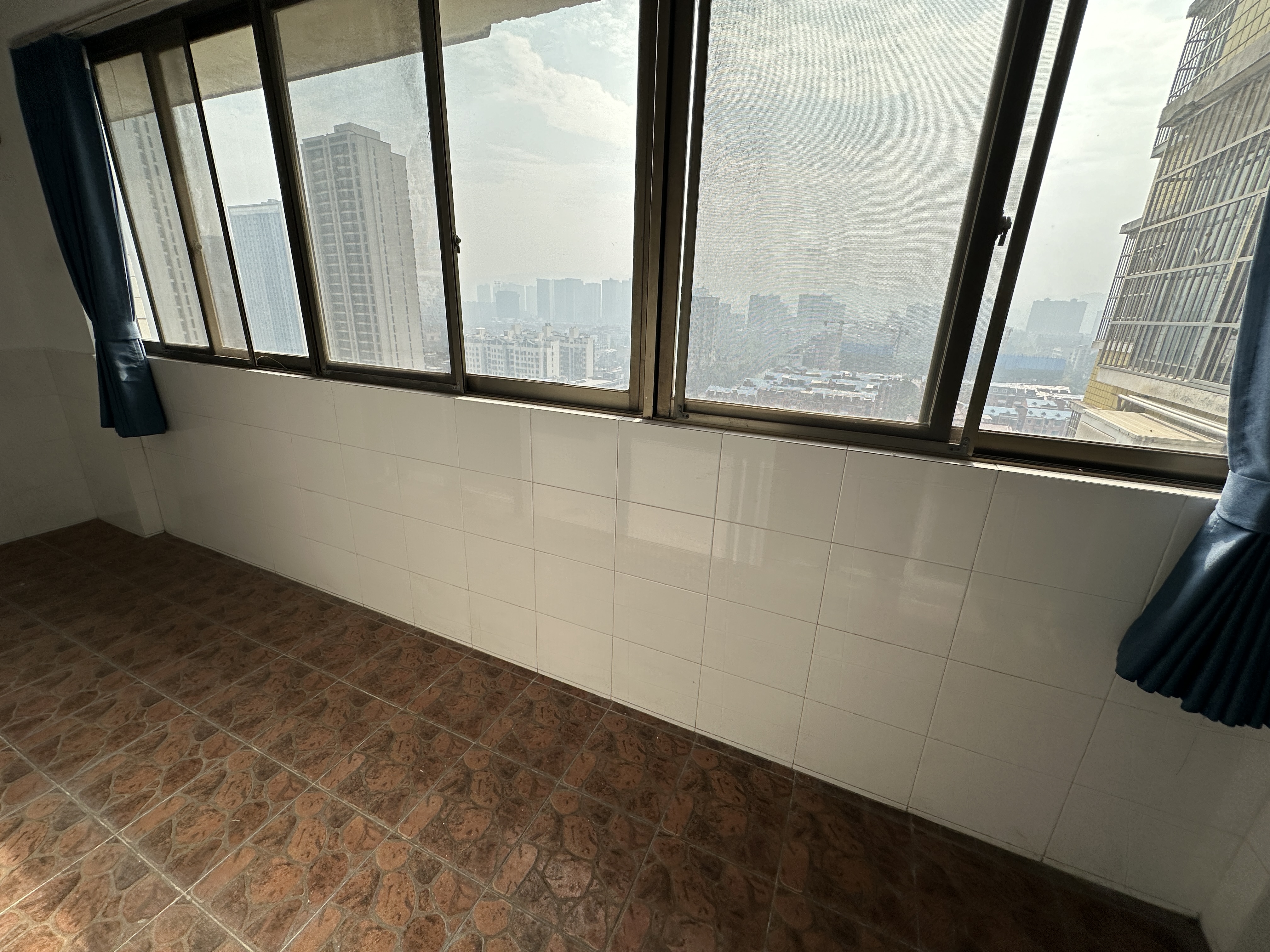 阳明山庄 4室2厅2卫 3000.0元/月 阳明山庄 4室2厅2卫 3000.0元/月室内图