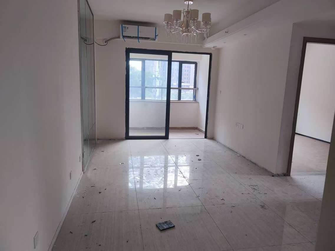 恒大金融广场 2室1厅1卫 2800.0元/月 恒大金融广场 2室1厅1卫 2800.0元/月室内图