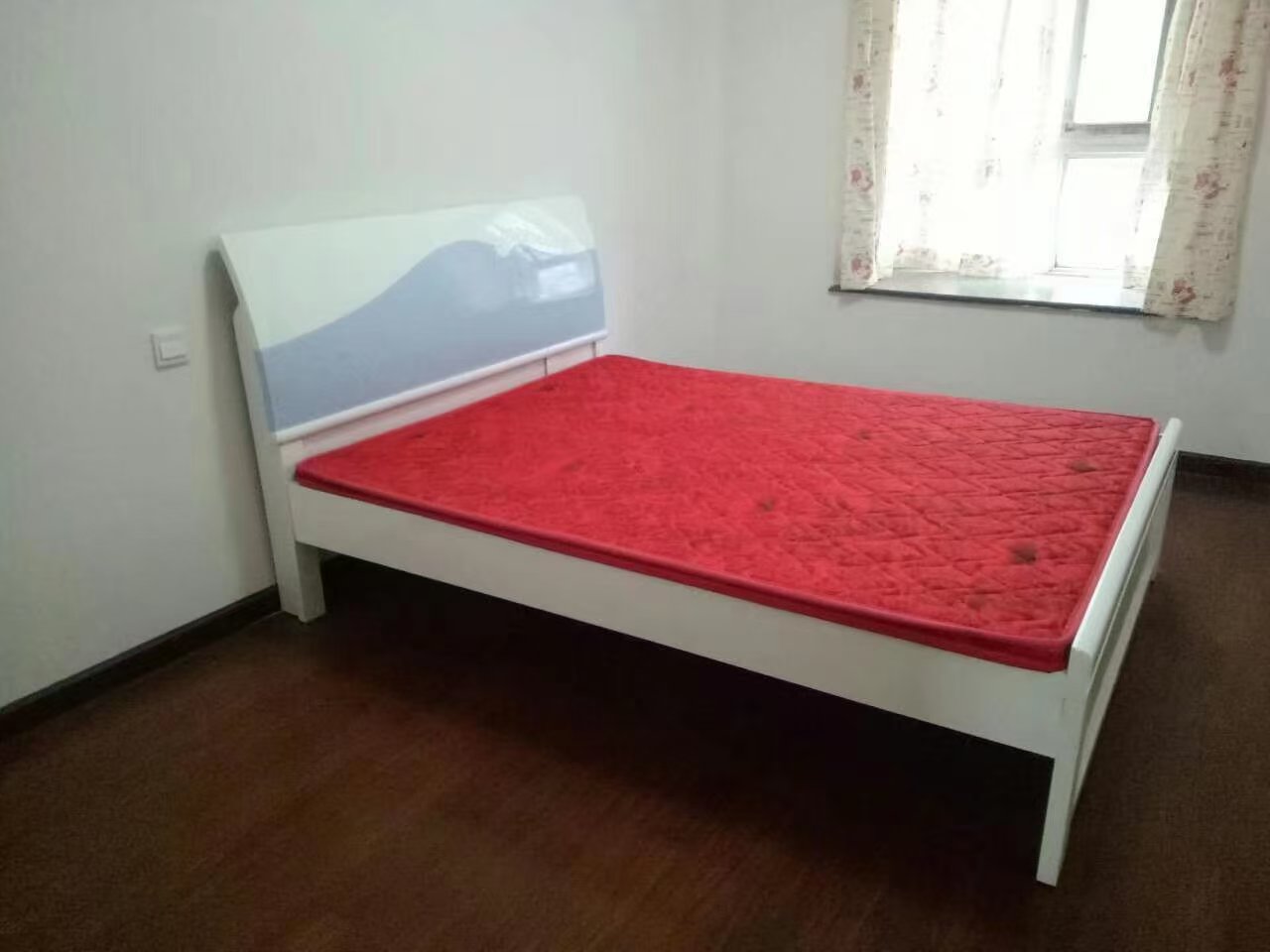 东城名苑  3室2厅2卫   1300.00元/月室内图