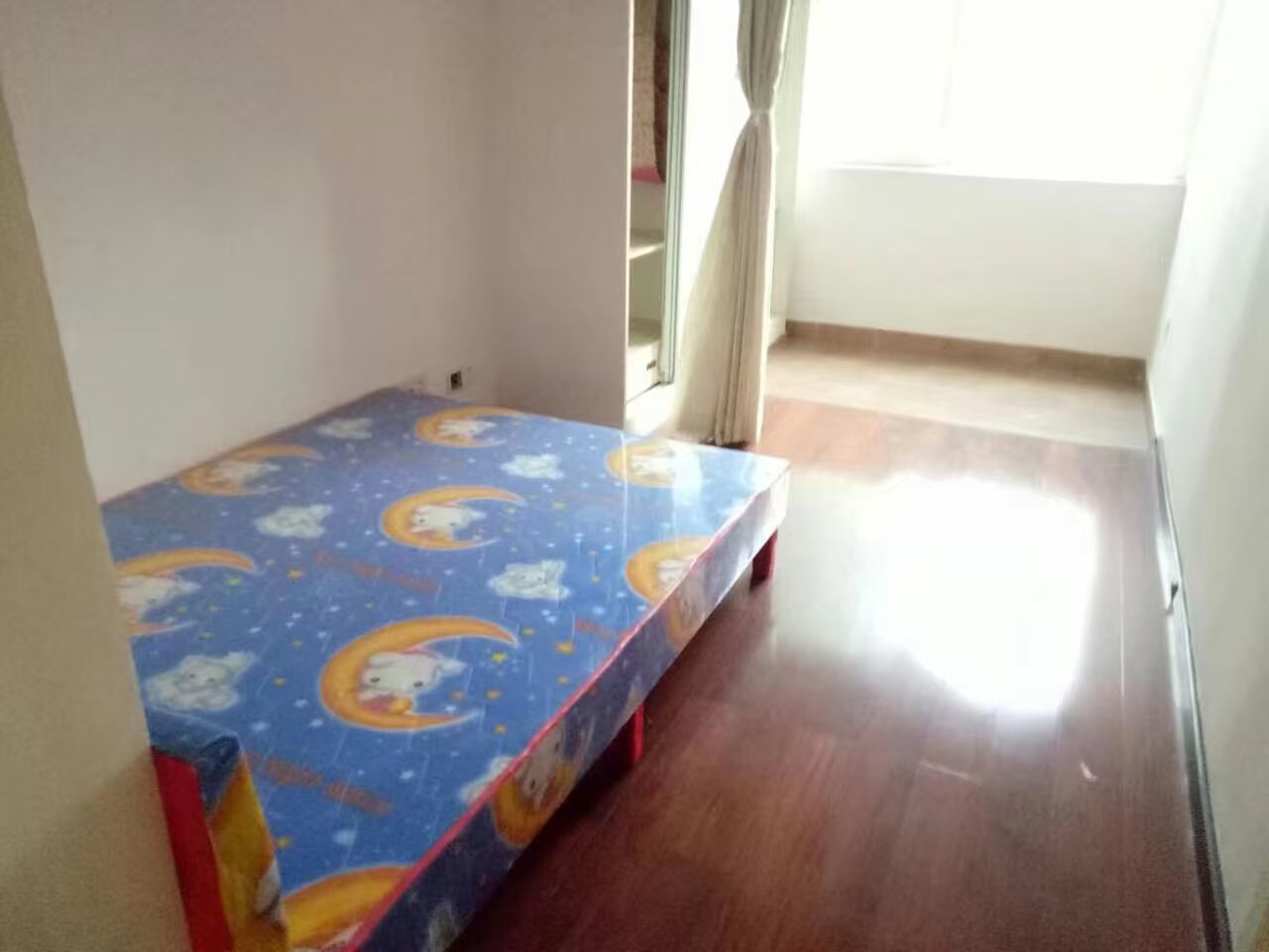 东城名苑  3室2厅2卫   1300.00元/月室内图