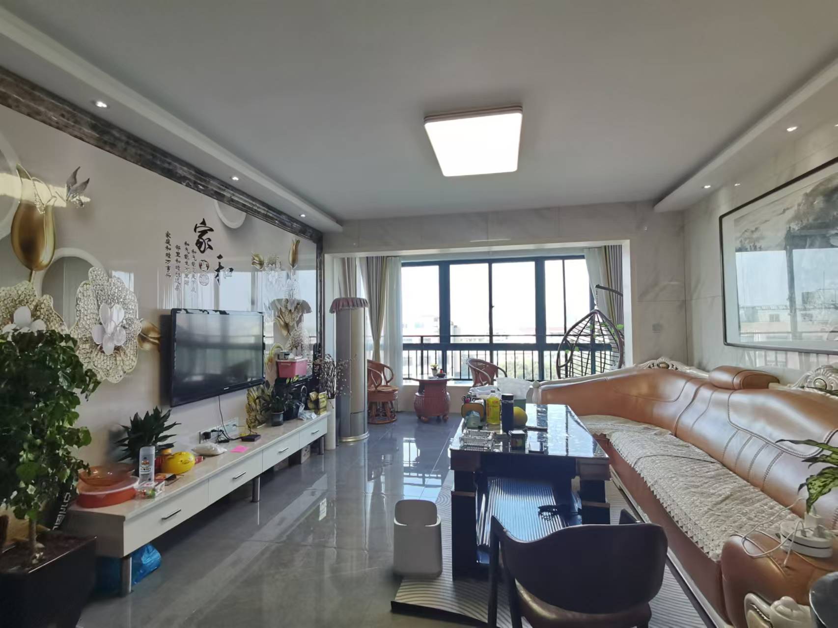 天鹅湖1号 3室2厅2卫 72.8万 天鹅湖1号 3室2厅2卫 72.8万室内图