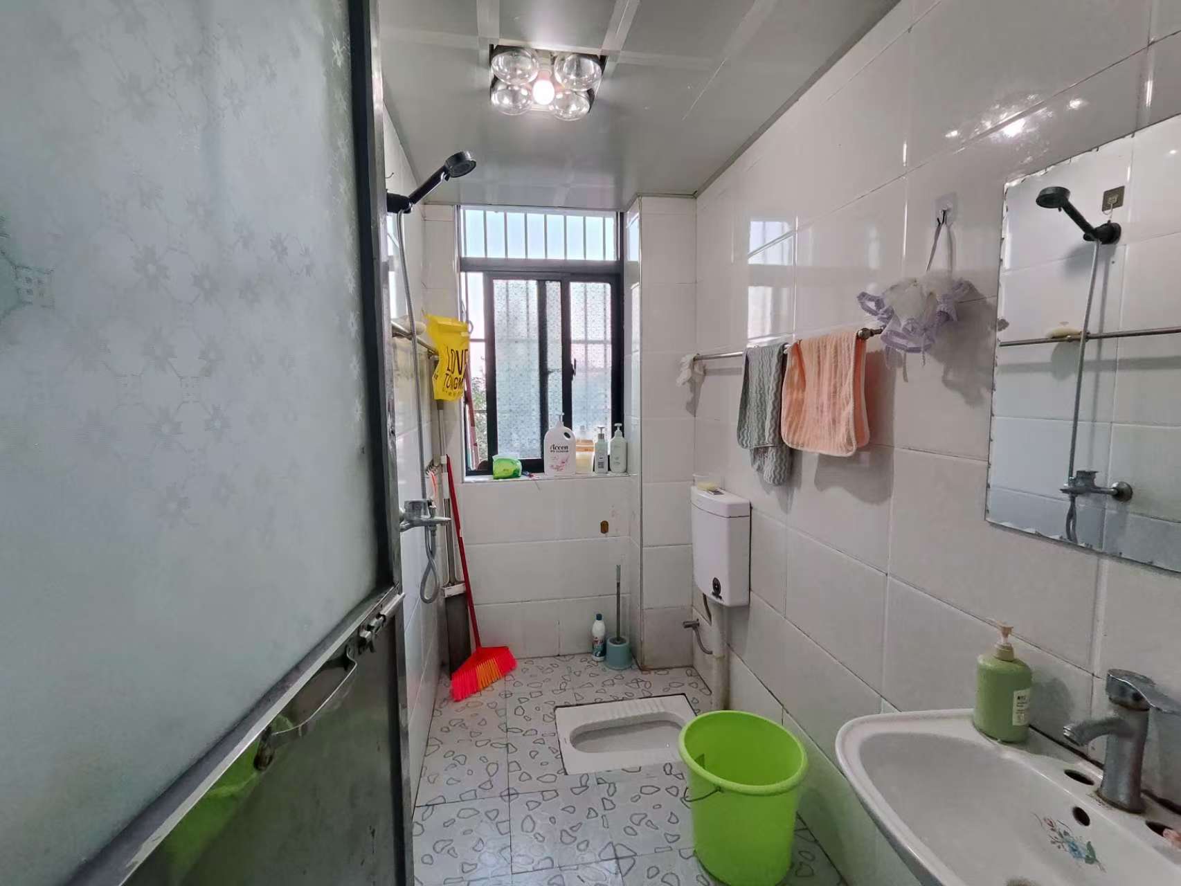 湘湾A区 1室1厅1卫 950.0元/月 湘湾A区 1室1厅1卫 950.0元/月室内图