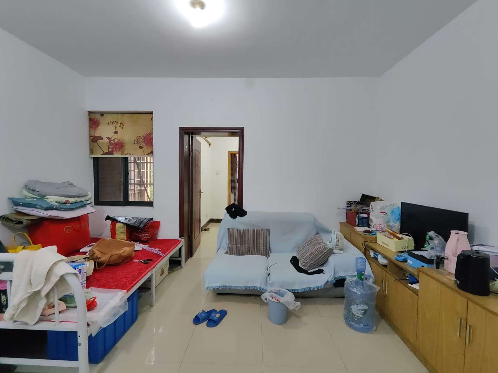 湘湾A区 1室1厅1卫 950.0元/月 湘湾A区 1室1厅1卫 950.0元/月室内图