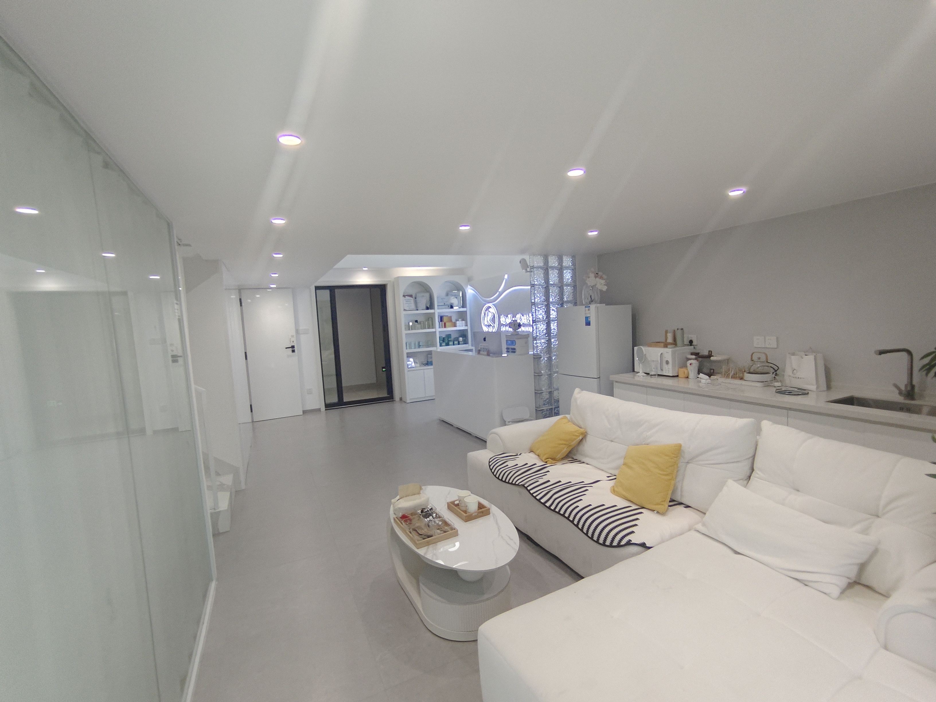 京武浪琴山三期(京武中心) 2室1厅1卫 6800.0元/月 京武浪琴山三期(京武中心) 2室1厅1卫 6800.0元/月室内图