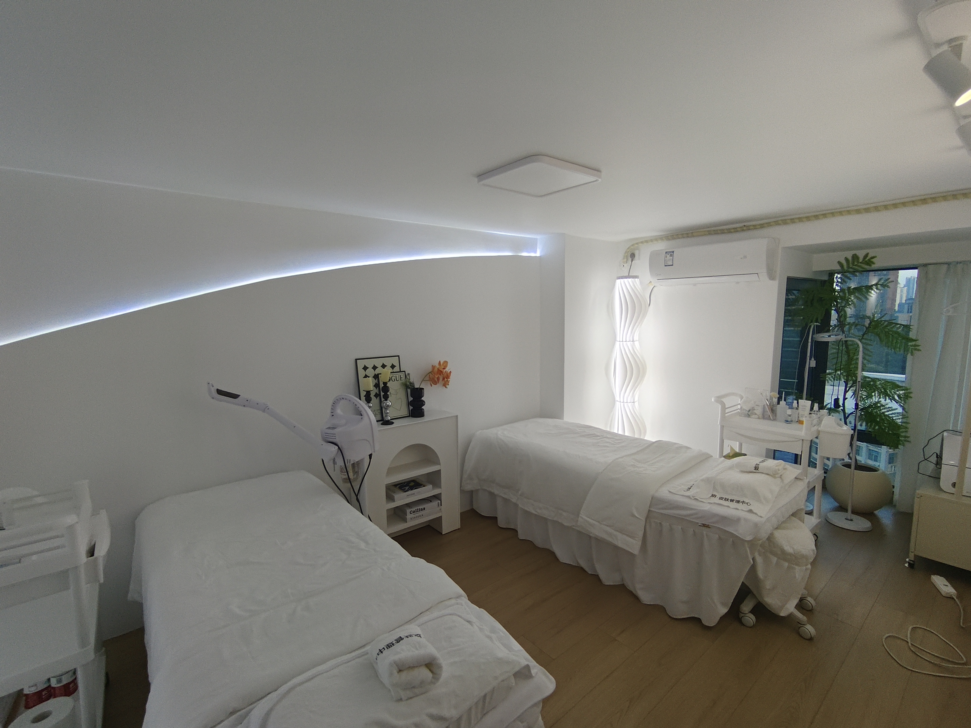 京武浪琴山三期(京武中心) 2室1厅1卫 6800.0元/月 京武浪琴山三期(京武中心) 2室1厅1卫 6800.0元/月室内图