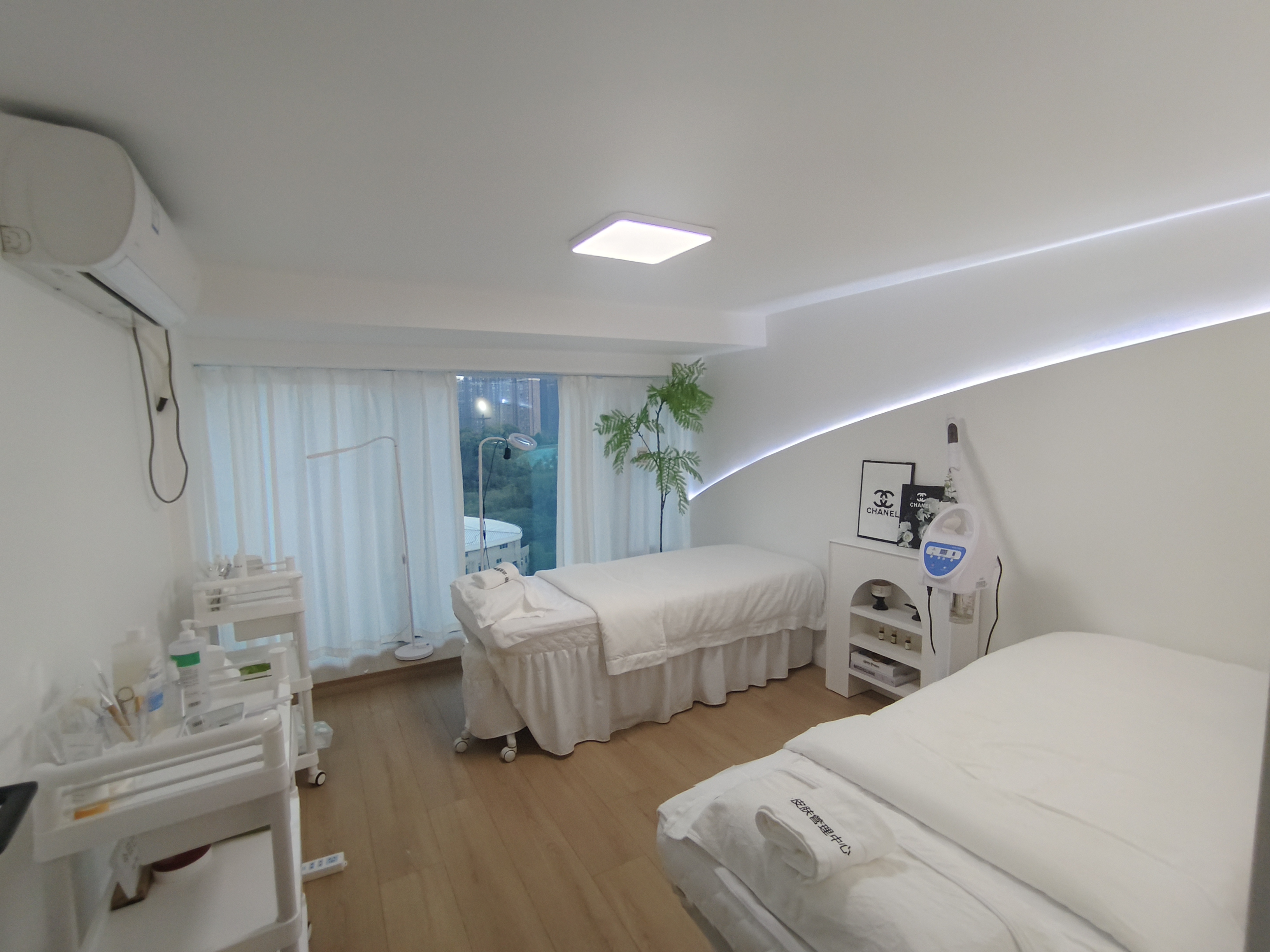 京武浪琴山三期(京武中心) 2室1厅1卫 6800.0元/月 京武浪琴山三期(京武中心) 2室1厅1卫 6800.0元/月室内图