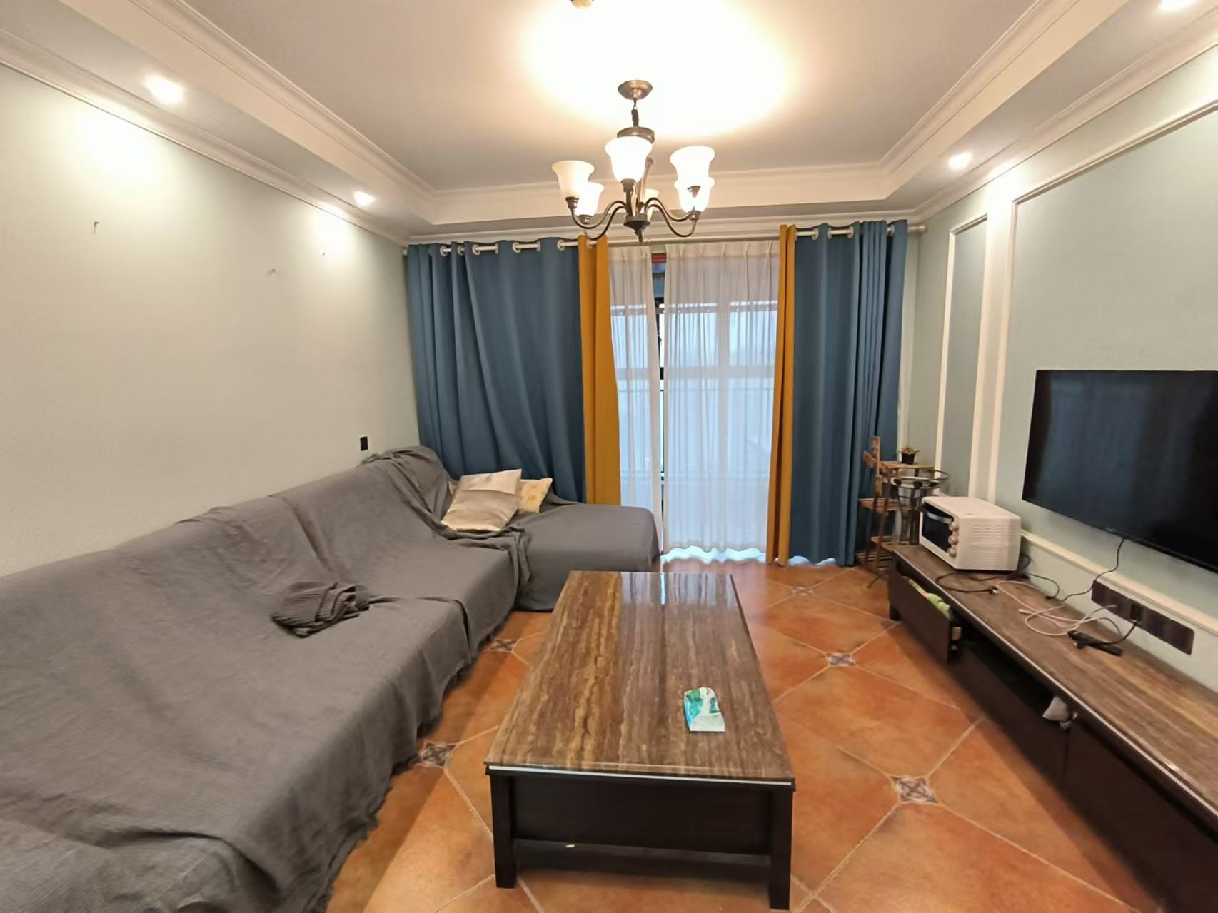 佳兆业金域天下三期 2室2厅1卫 1600.0元/月 佳兆业金域天下三期 2室2厅1卫 1600.0元/月室内图