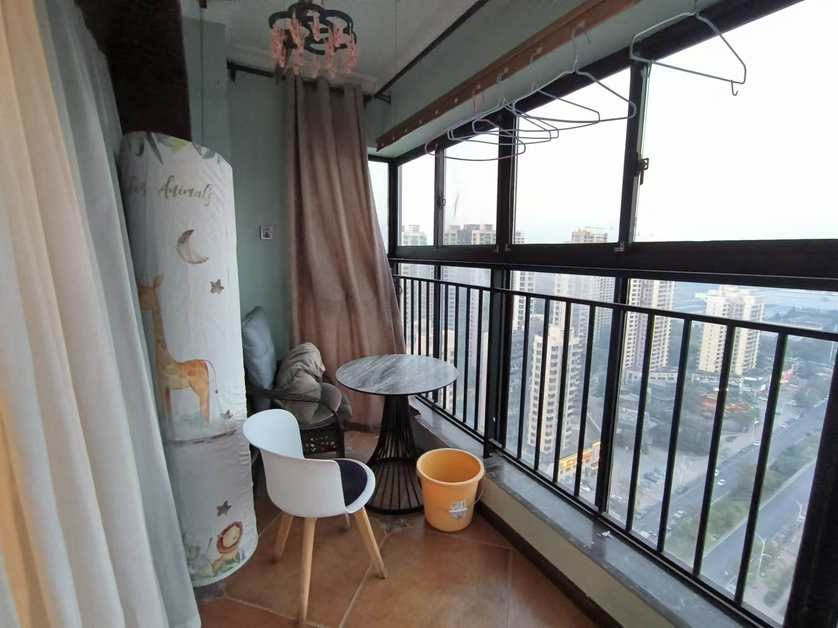 佳兆业金域天下三期 2室2厅1卫 1600.0元/月 佳兆业金域天下三期 2室2厅1卫 1600.0元/月室内图