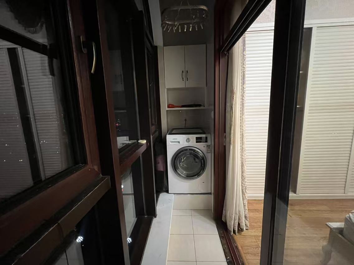 怡河园 1室0厅0卫 1380.0元/月 怡河园 1室0厅0卫 1380.0元/月室内图