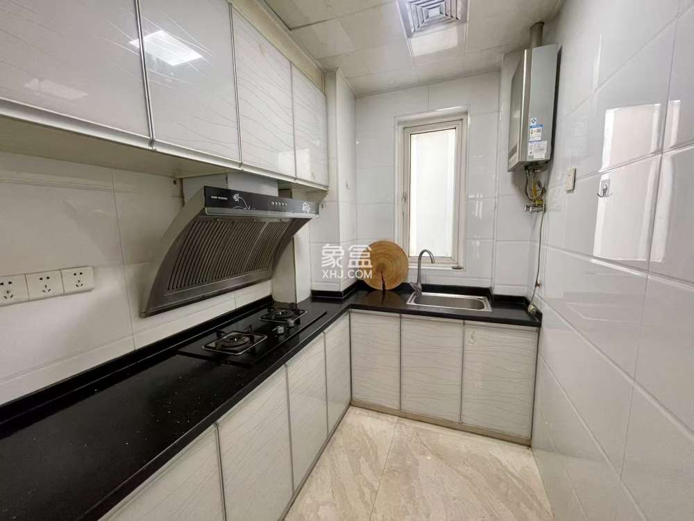 佳兆业金域天下三期  2室2厅2卫    1500.0元/月 佳兆业金域天下三期  2室2厅2卫    1500.0元/月室内图