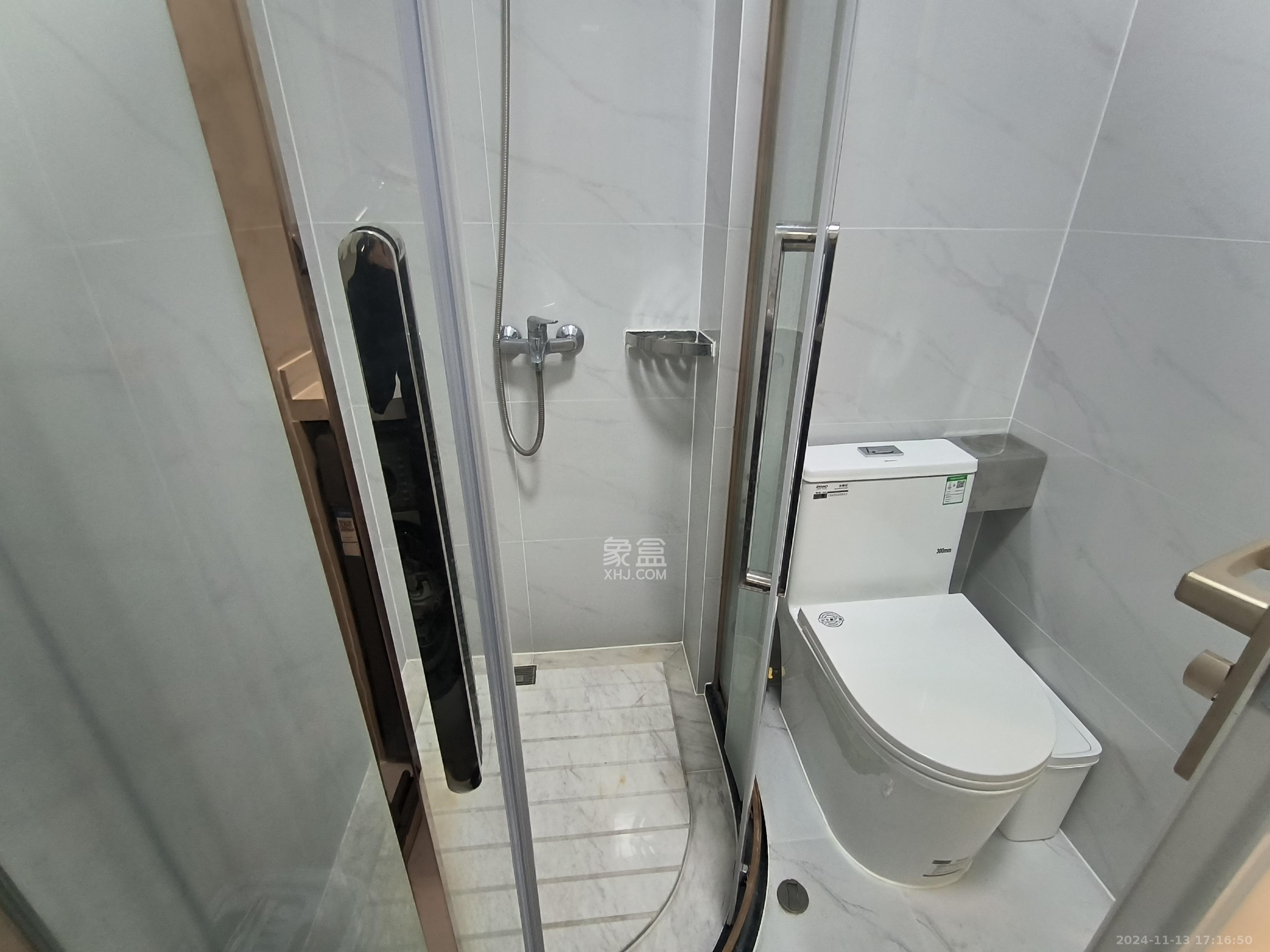 启迪协信中心  1室1厅1卫    2400.0元/月 启迪协信中心  1室1厅1卫    2400.0元/月室内图