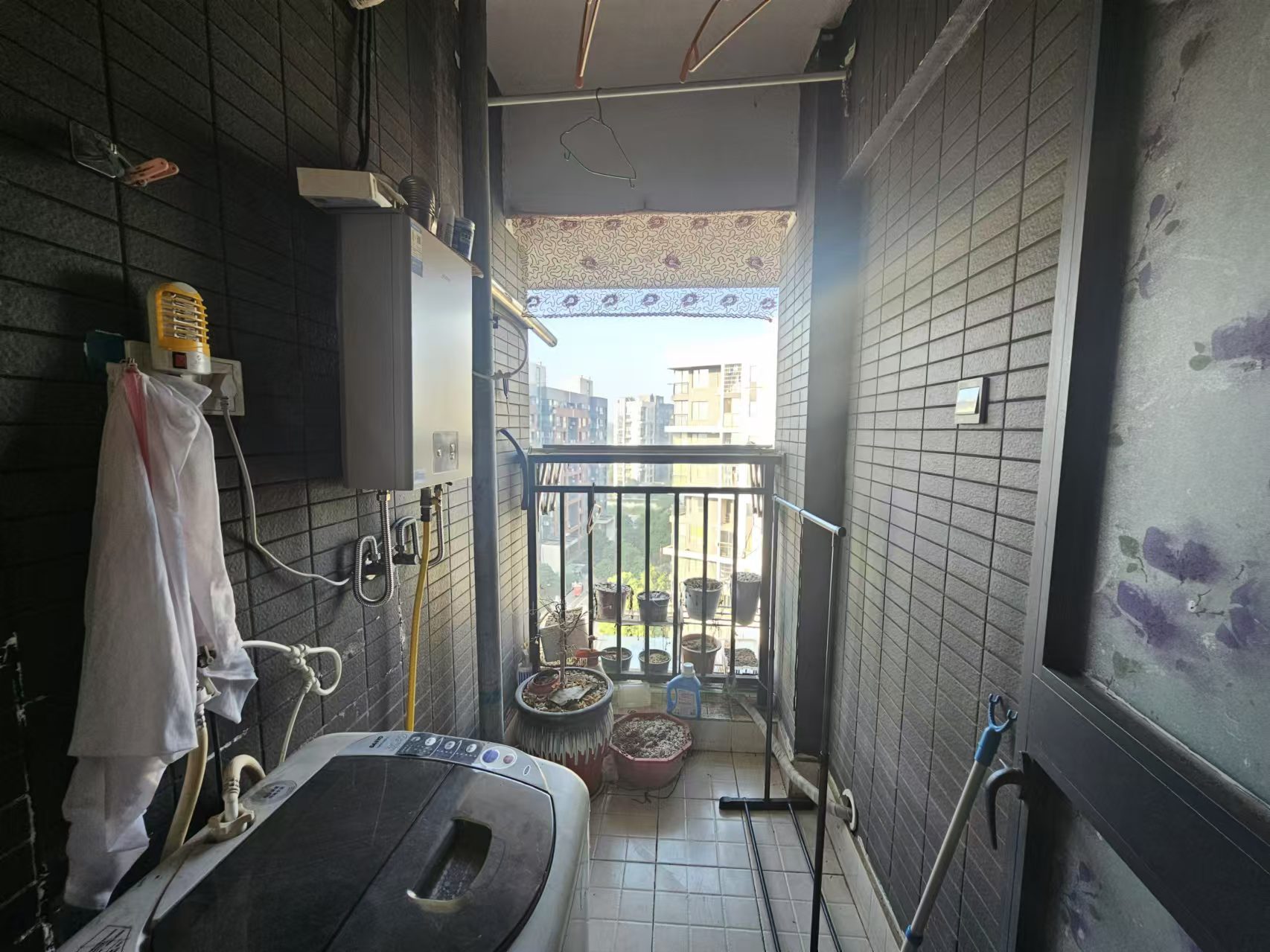 中信文化广场(中信新城二期)  1室1厅1卫    1500.0元/月 中信文化广场(中信新城二期)  1室1厅1卫    1500.0元/月室内图