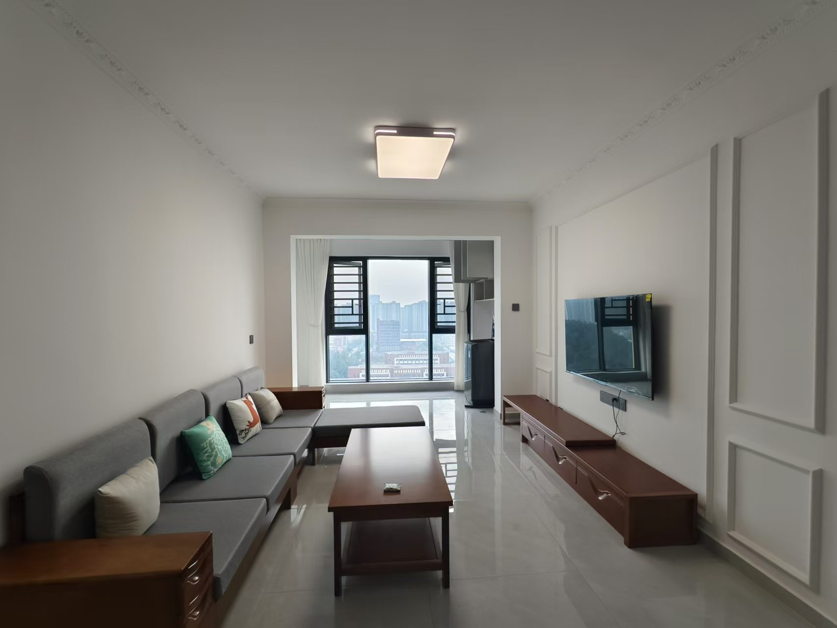 杏梨苑 2室2厅1卫 2000.0元/月 杏梨苑 2室2厅1卫 2000.0元/月室内图