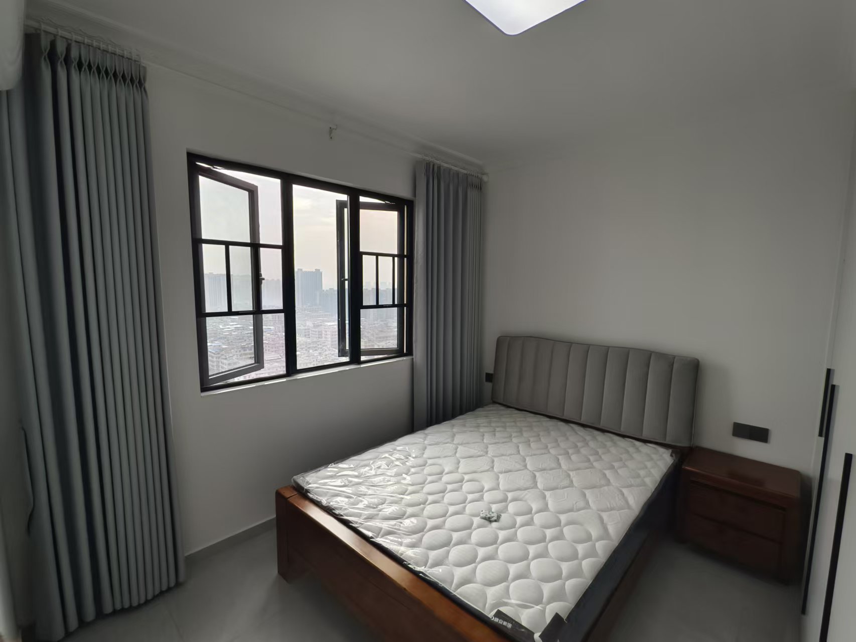 杏梨苑 2室2厅1卫 2000.0元/月 杏梨苑 2室2厅1卫 2000.0元/月室内图