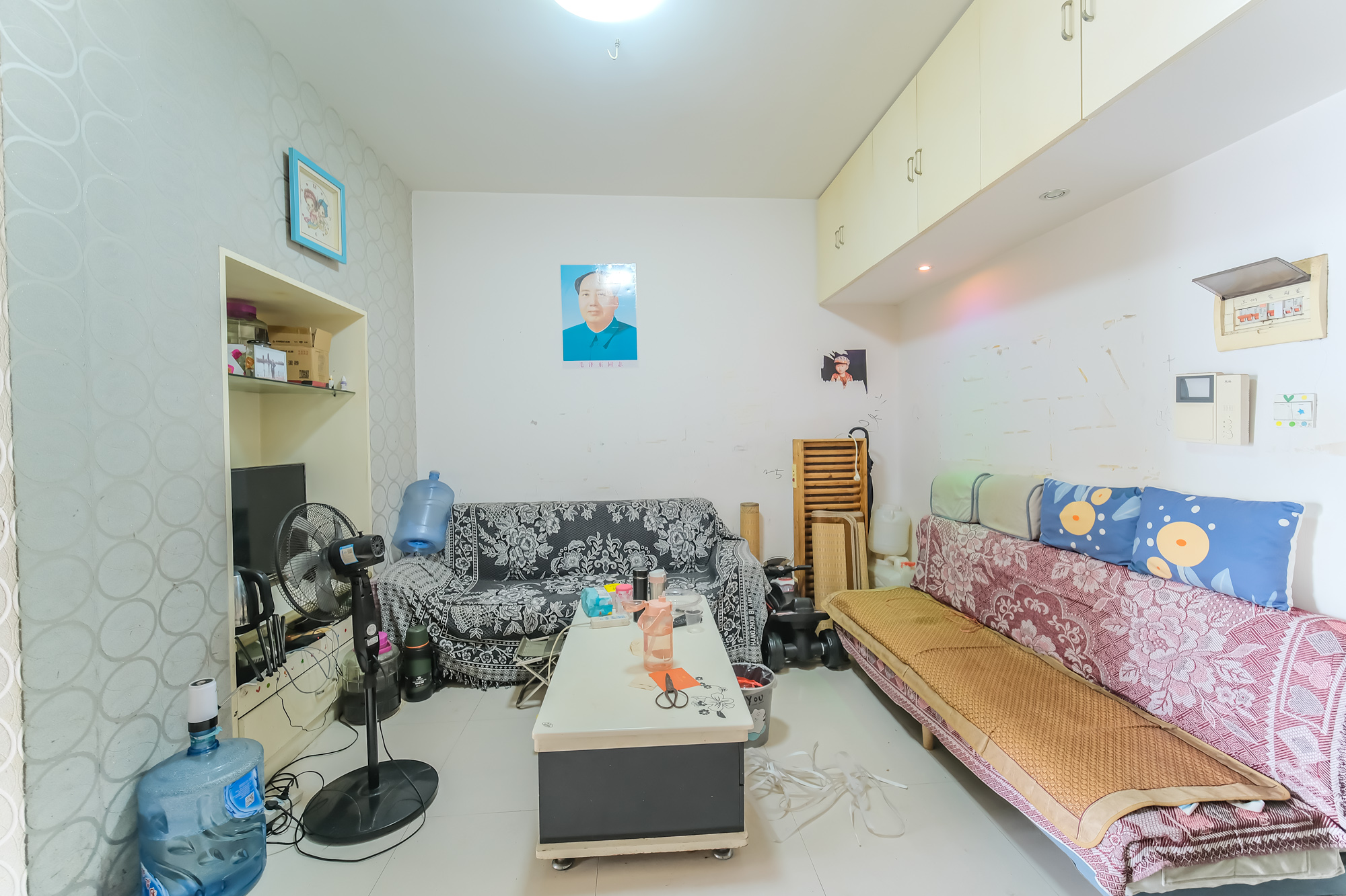 世景华庭  1室1厅1卫    18.0万 世景华庭  1室1厅1卫    18.0万客厅