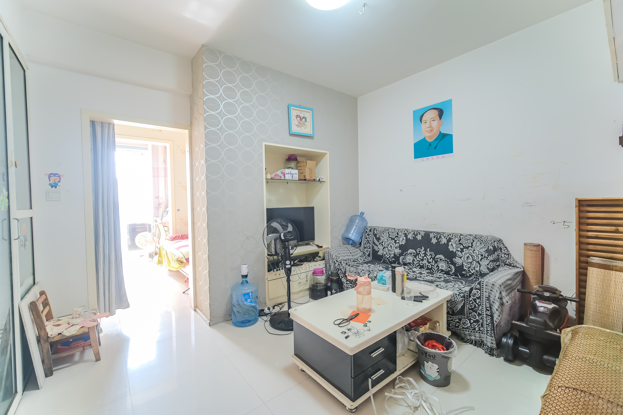 世景华庭  1室1厅1卫    18.0万 世景华庭  1室1厅1卫    18.0万客厅