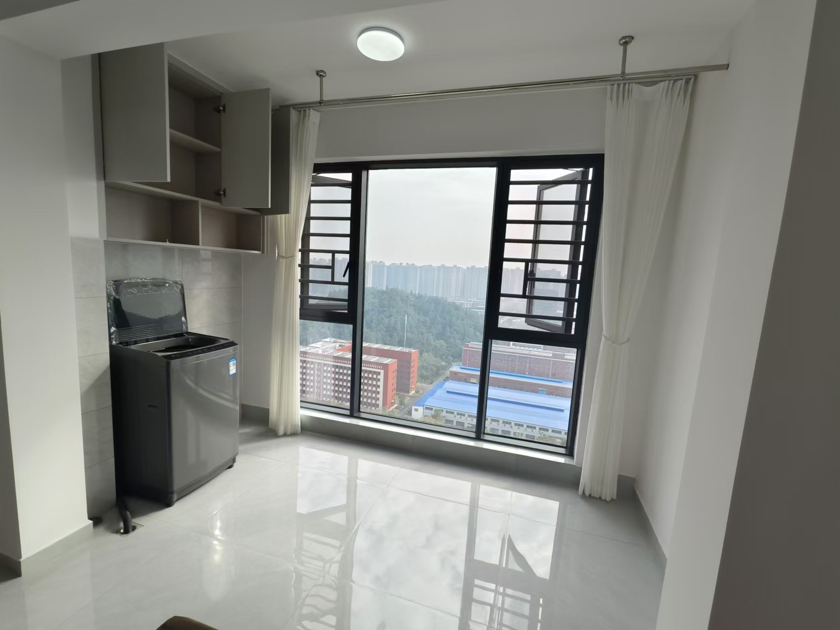 杏梨苑 2室2厅1卫 2000.0元/月 杏梨苑 2室2厅1卫 2000.0元/月室内图