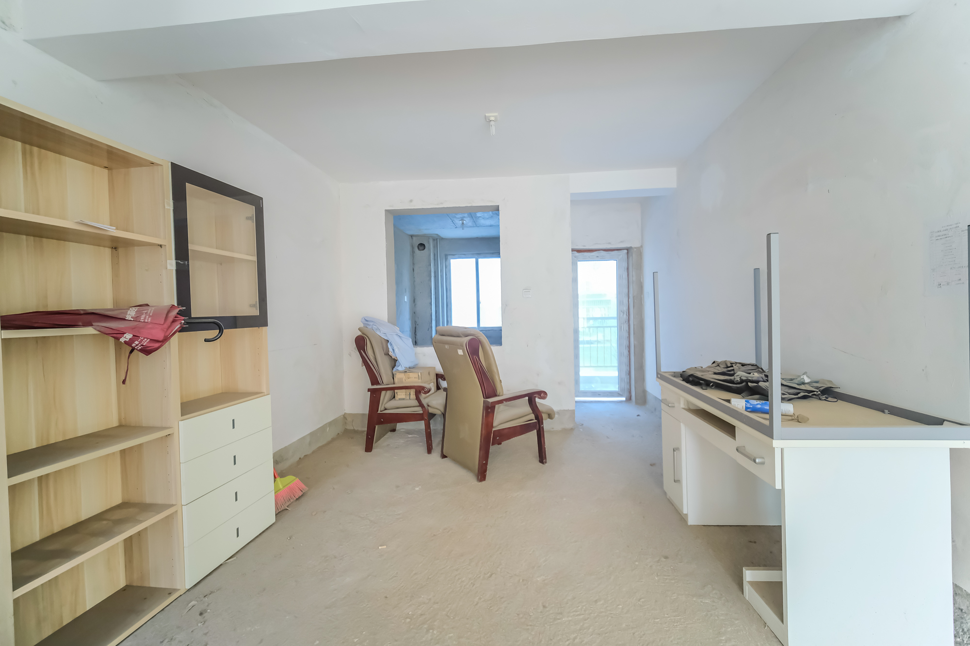 长丰星城 4室2厅2卫 56.8万 长丰星城 4室2厅2卫 56.8万客厅