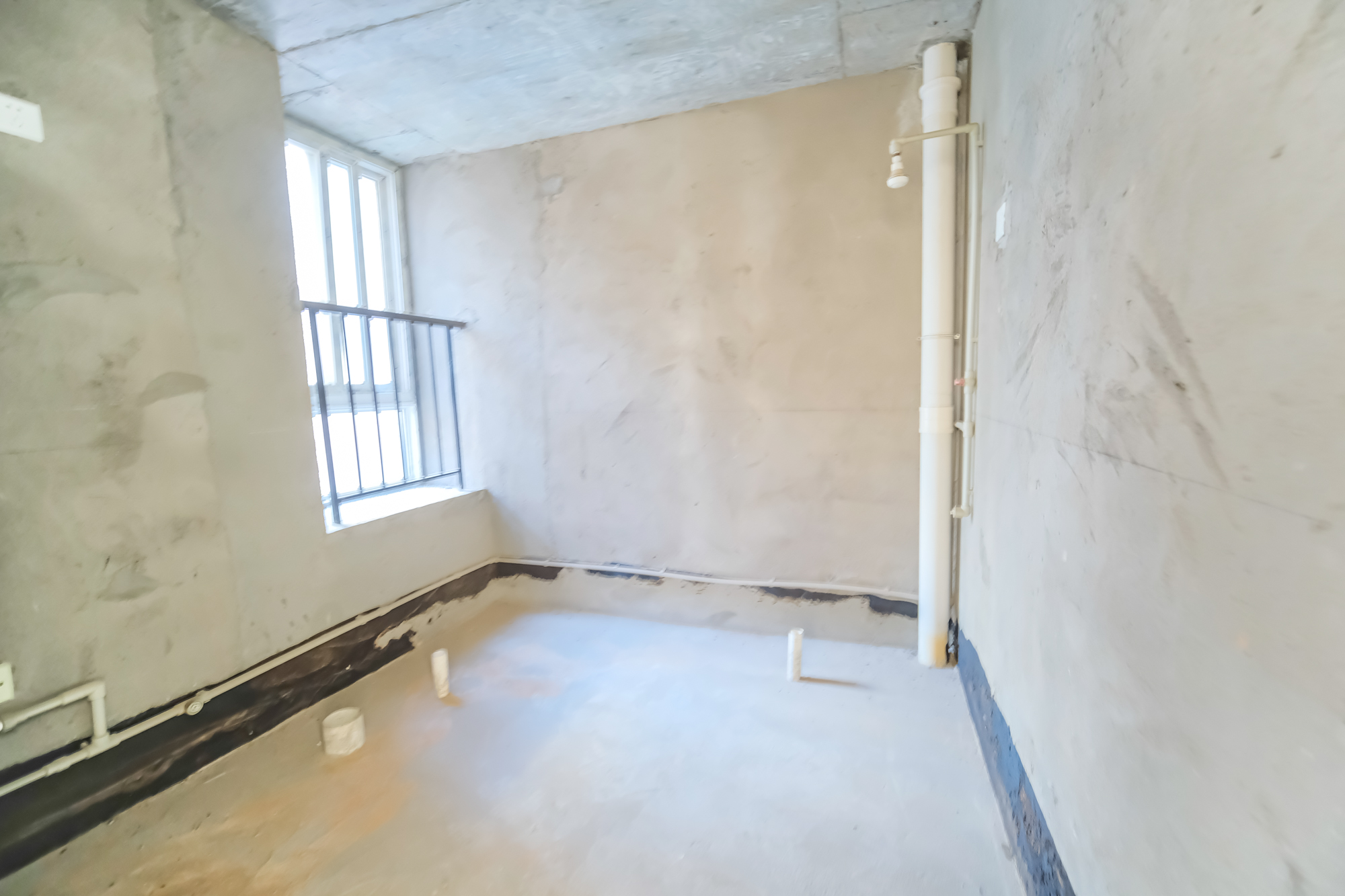 长丰星城 4室2厅2卫 56.8万 长丰星城 4室2厅2卫 56.8万卫生间