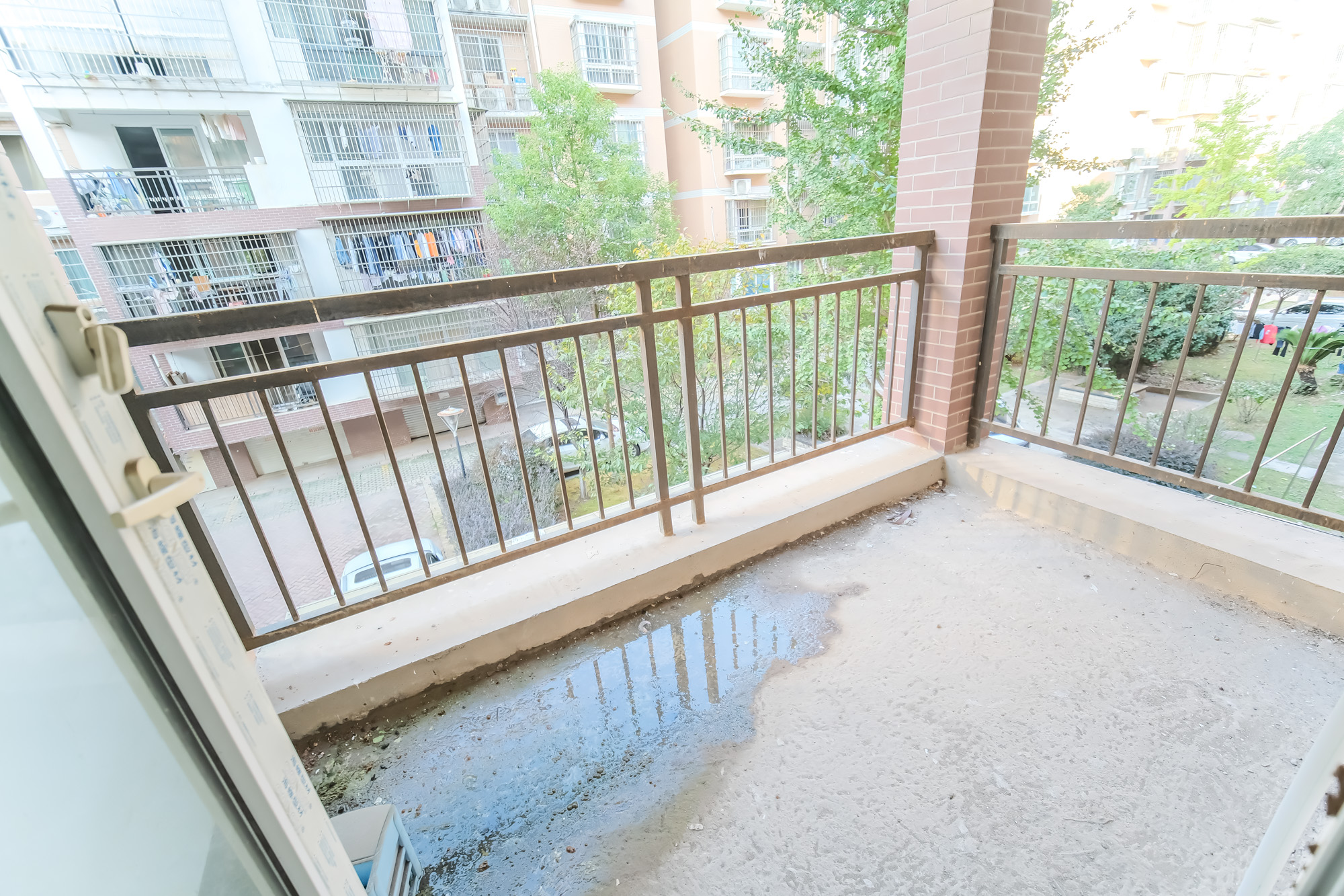 长丰星城 4室2厅2卫 56.8万 长丰星城 4室2厅2卫 56.8万阳台