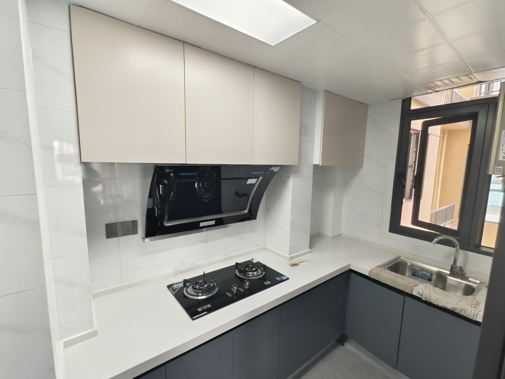 杏梨苑 2室2厅1卫 2000.0元/月 杏梨苑 2室2厅1卫 2000.0元/月室内图