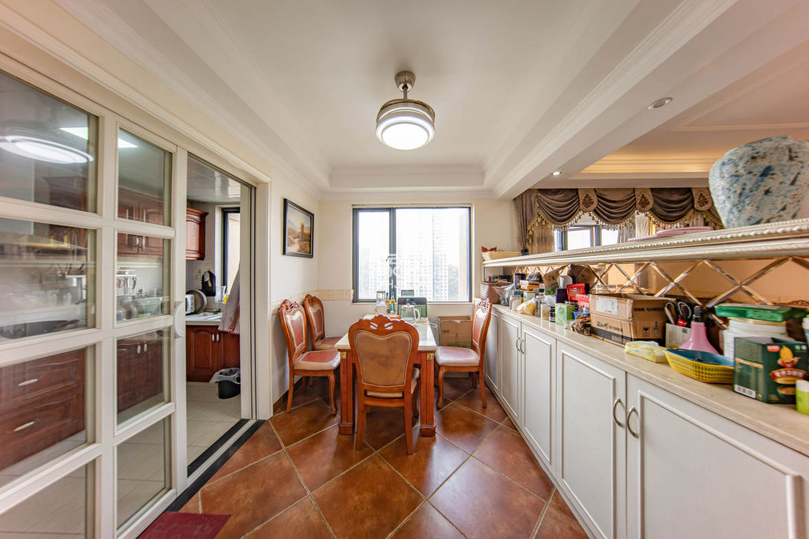 中建麓山和苑 3室2厅1卫 68.8万 中建麓山和苑 3室2厅1卫 68.8万客厅