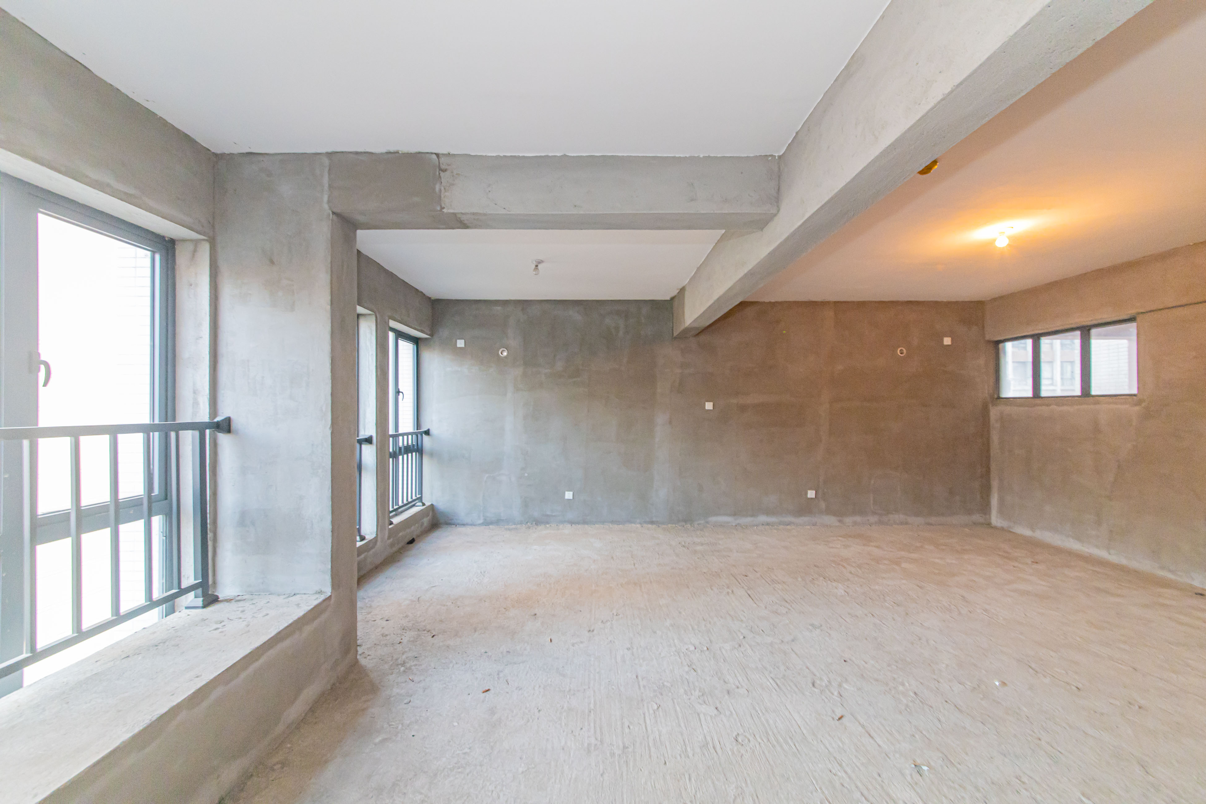 中建芙蓉工社  2室1厅1卫   55.00万卧室