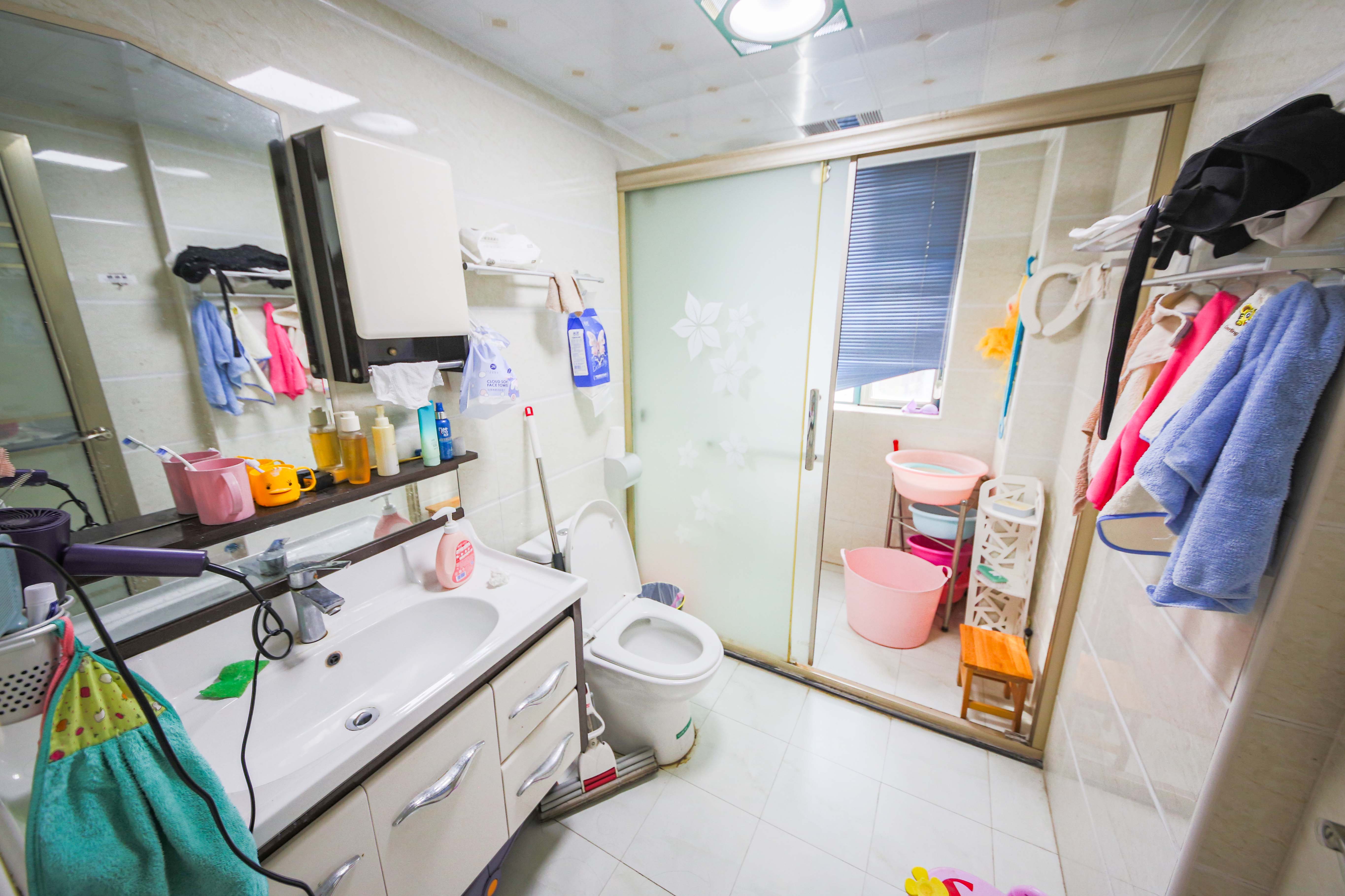 才子嘉都  3室2厅2卫   84.80万卫生间