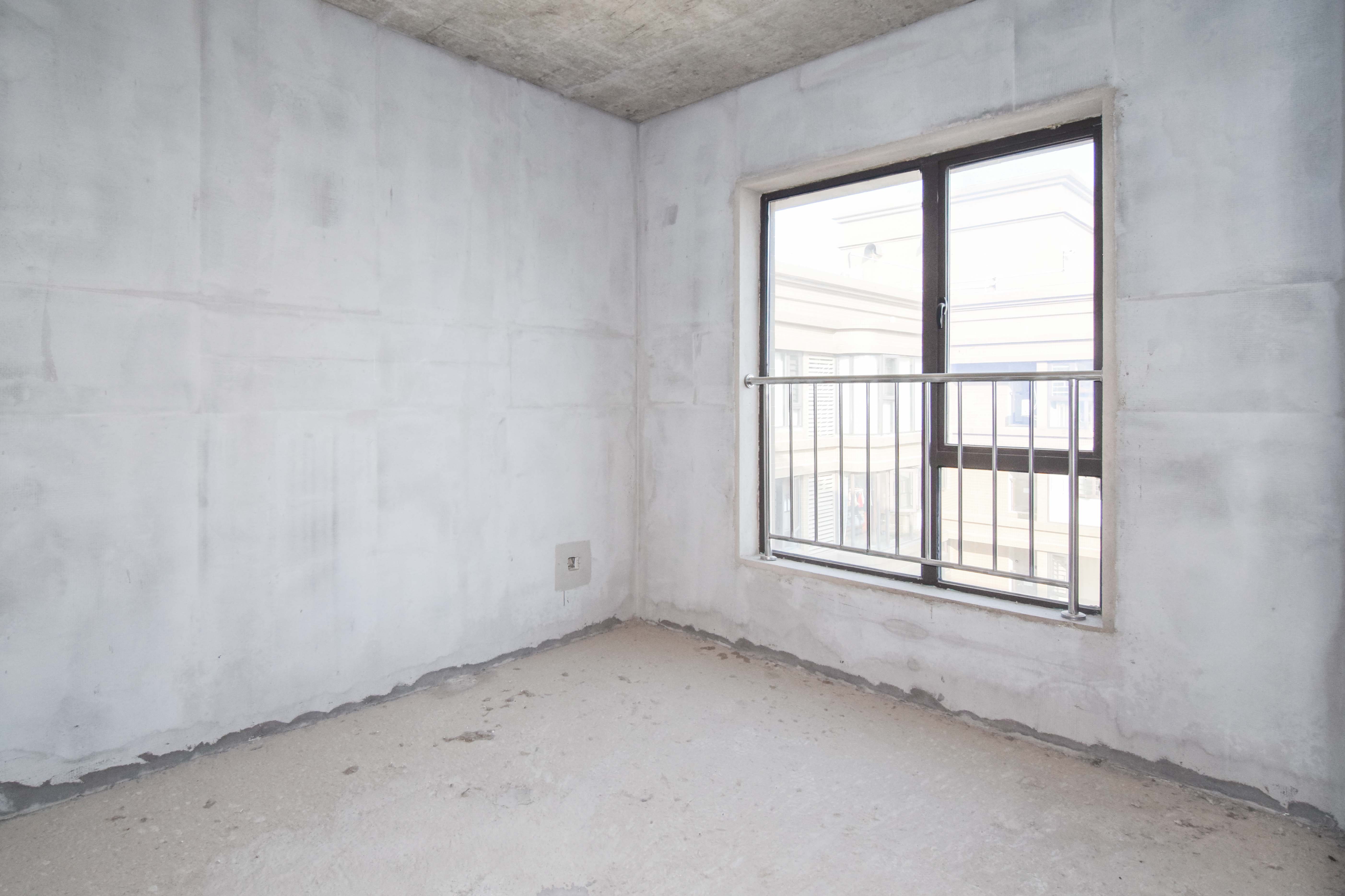 润和长郡(润和紫郡二三期) 3室2厅2卫 65.0万 润和长郡(润和紫郡二三期) 3室2厅2卫 65.0万卧室